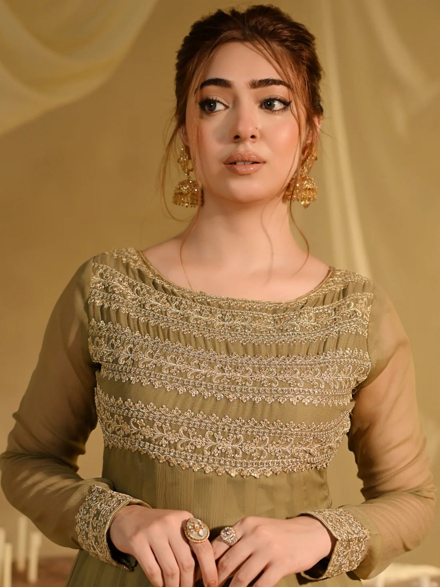 Hani & Umaima Chiffon Embroidered Stitched 2-Piece Suit-Ezra