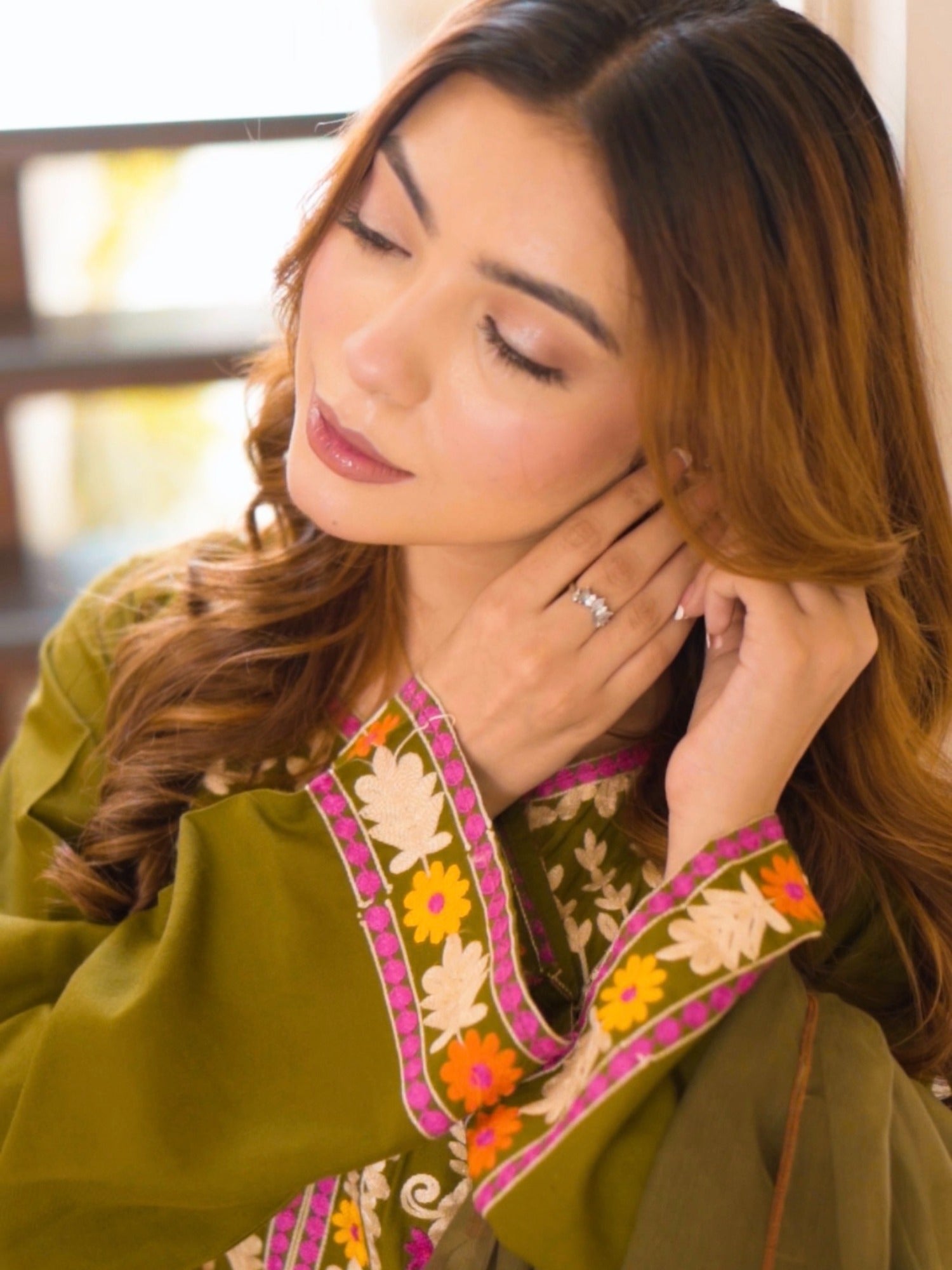 Green-Zeephire Linen Embroidered Stitched 3-Piece Suit-Abeera B