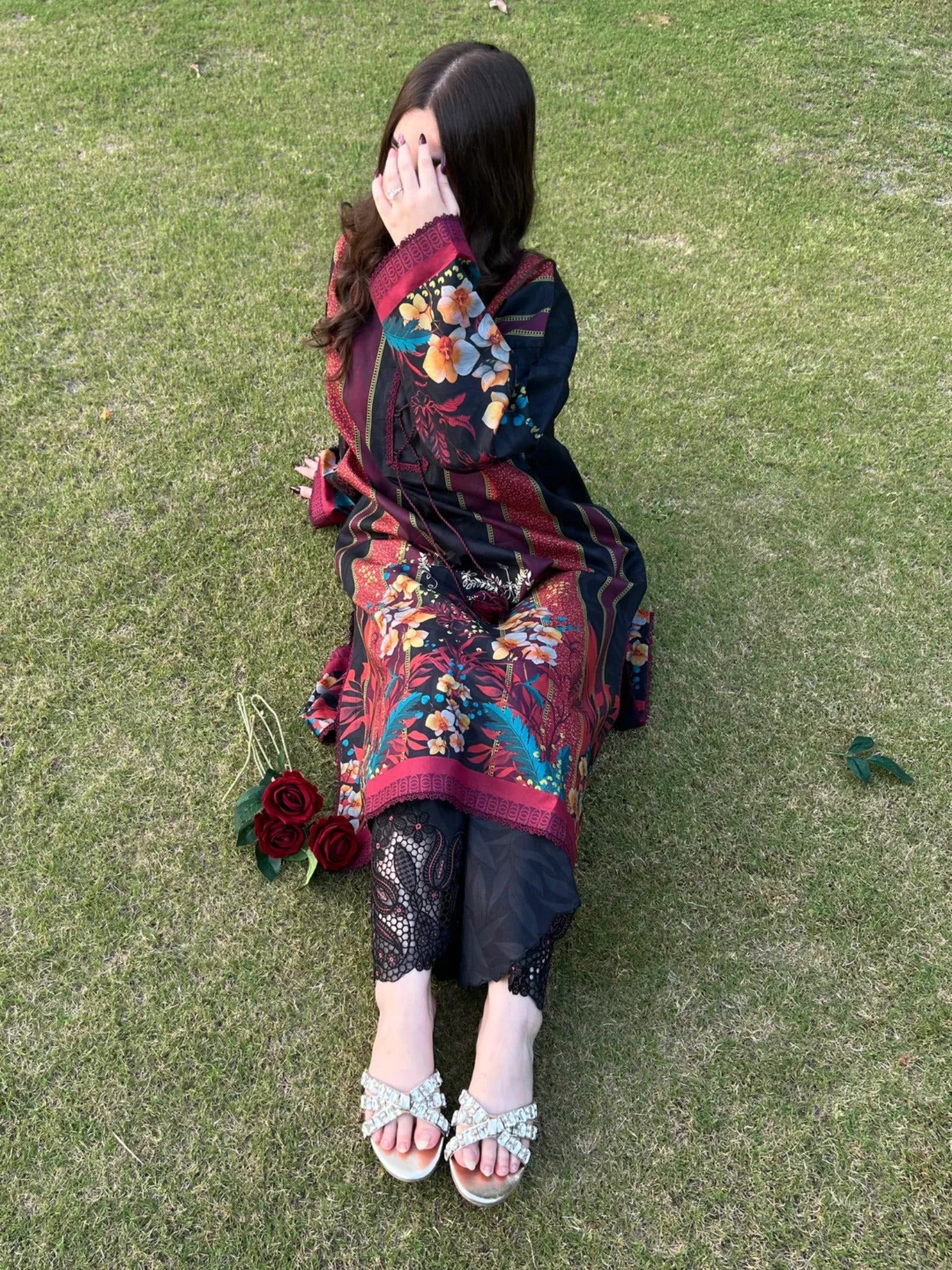 Sehrish Kanwal Lawn Printed Stitched 2-Piece Suit-Black