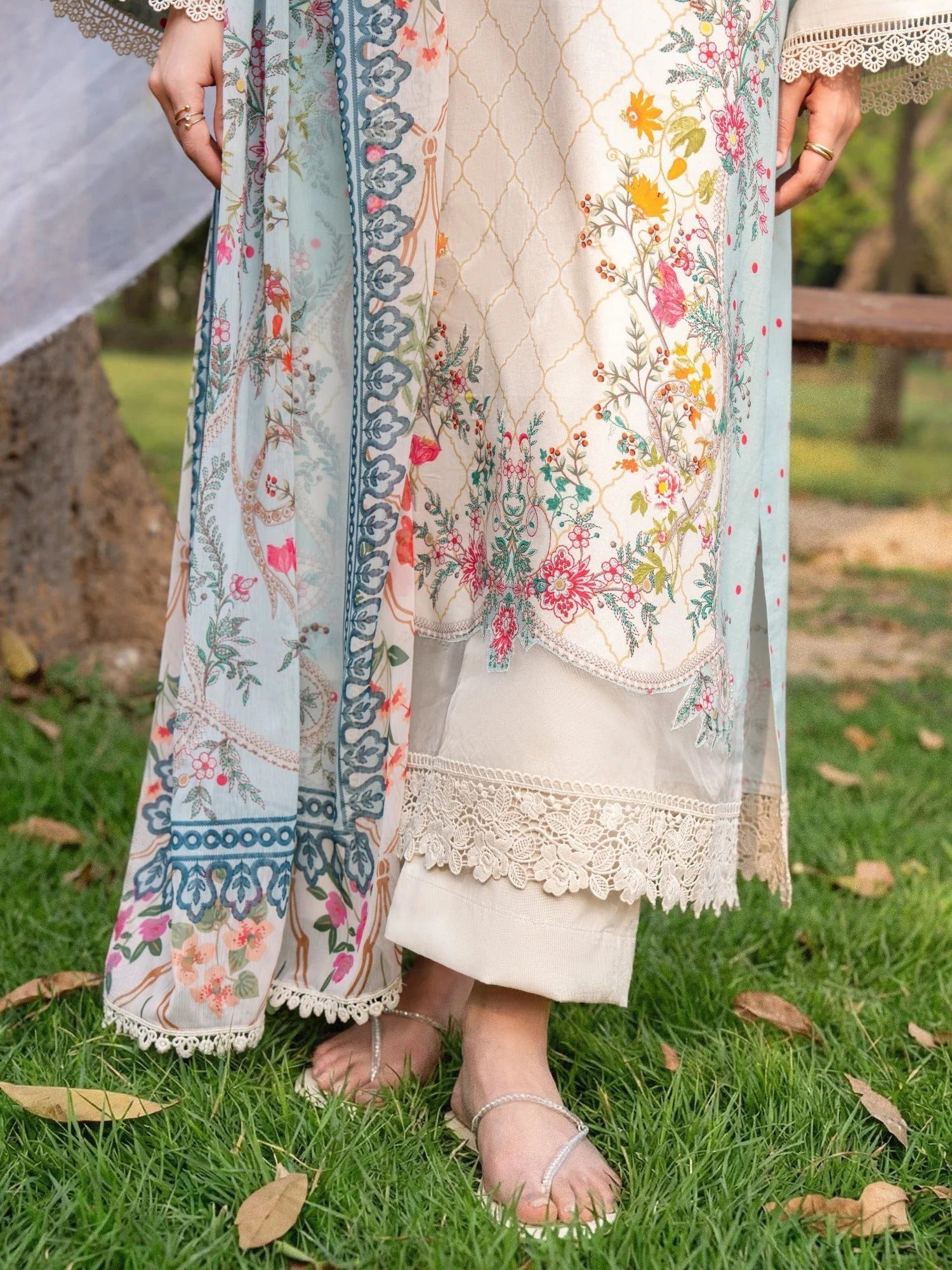 Blue and White-Chandan Nagri Lawn Embroidered Stitched 3-Piece Suit-Oree Skye