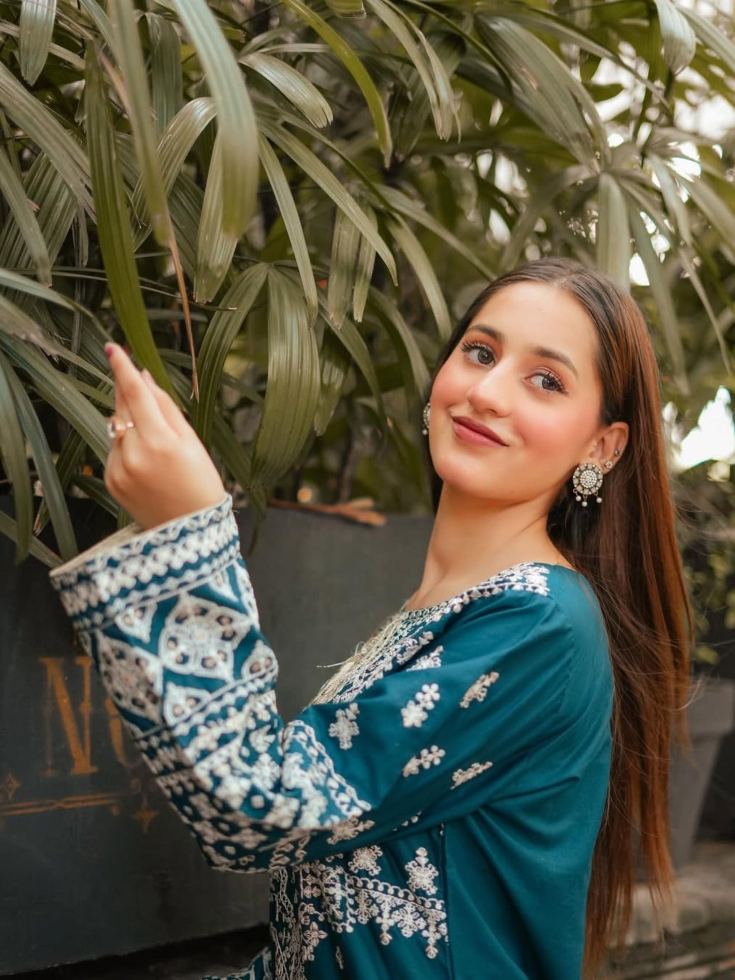 Green Ayat Closet Lawn Embroidered Stitched 3-Piece Suit-Zinc Arfa