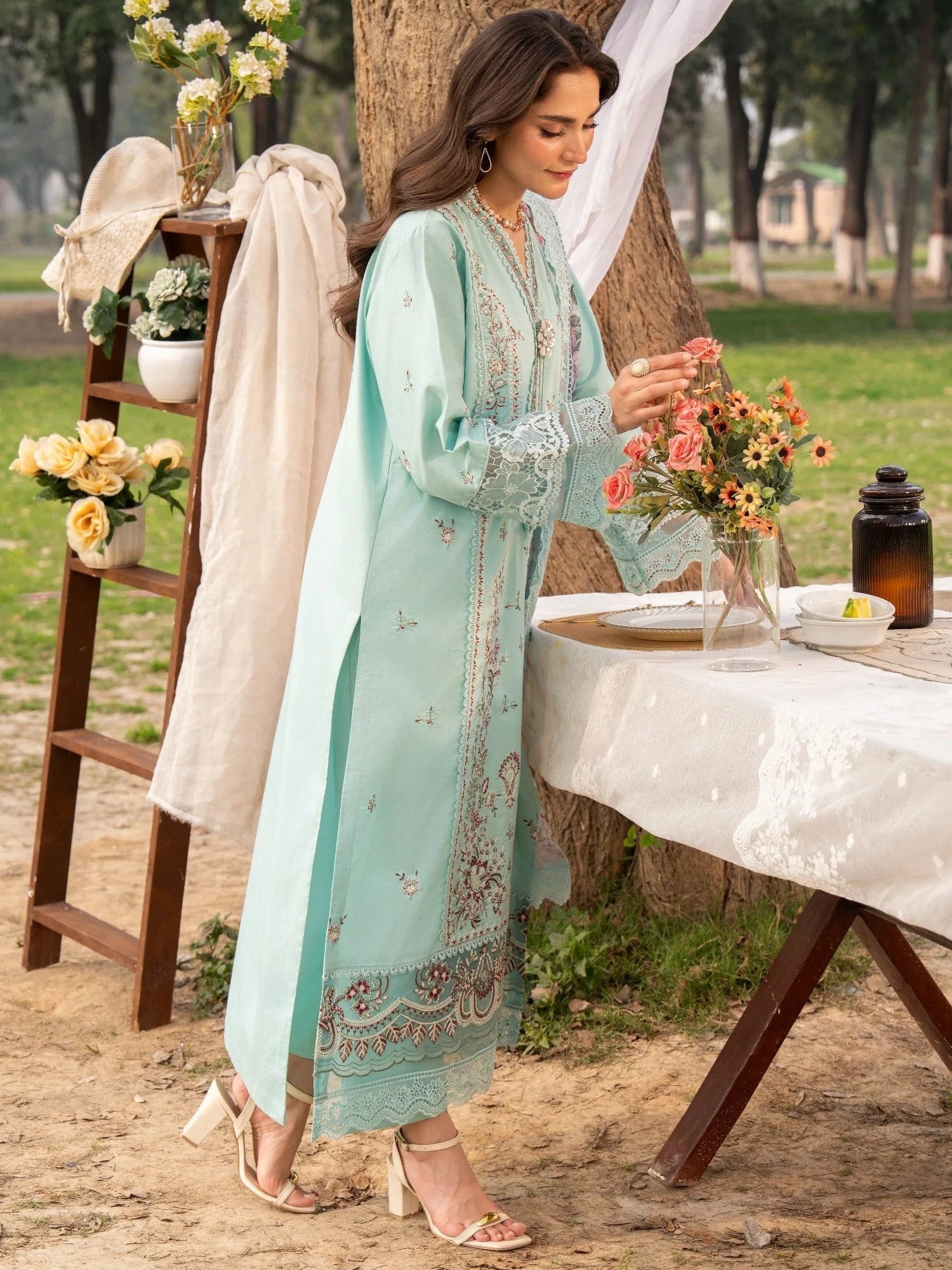 Blue-Chandan Nagri Lawn Embroidered Stitched 3-Piece Suit-Cassia