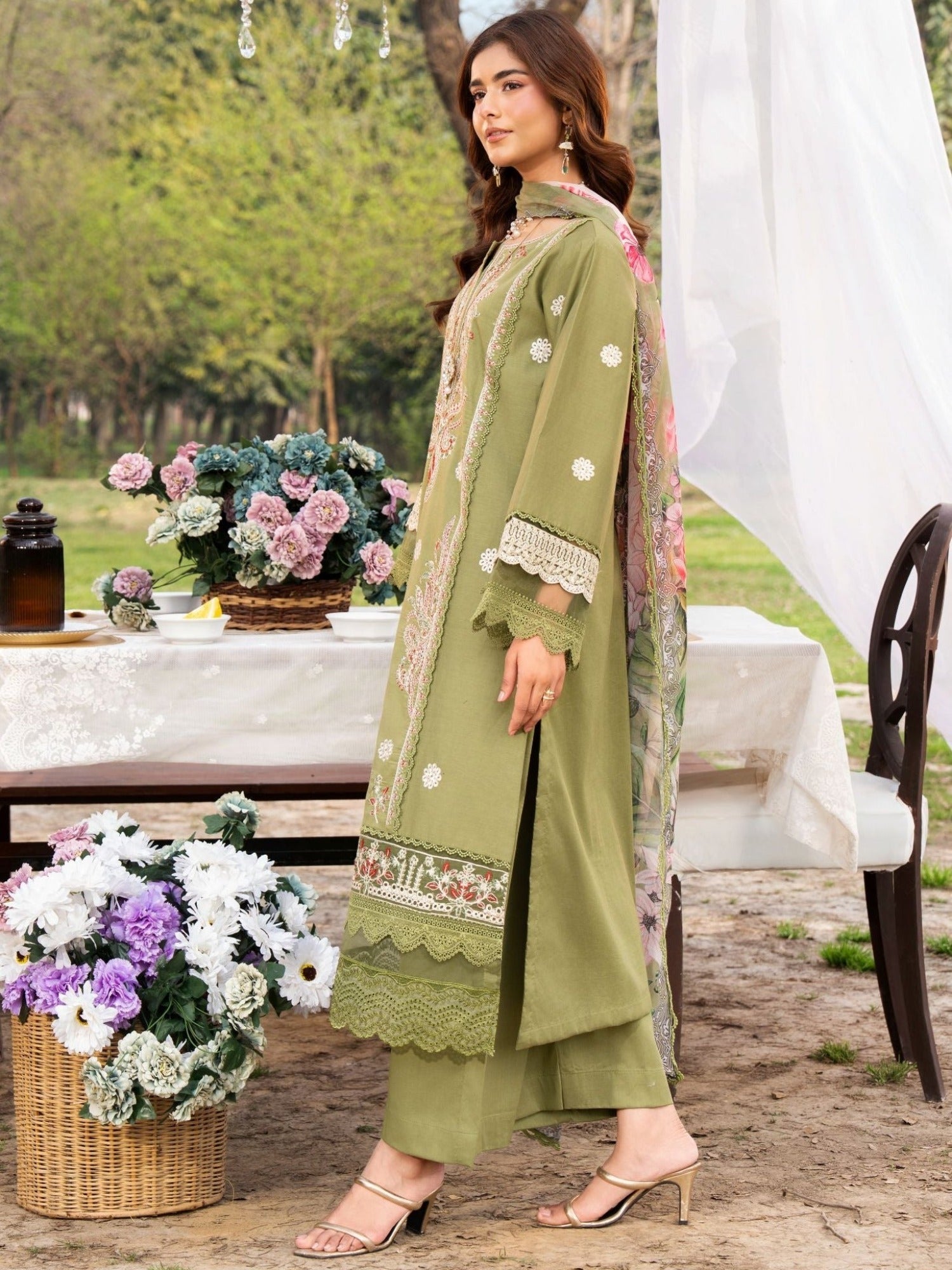 Green-Chandan Nagri Lawn Embroidered Stitched 3-Piece Suit-Meihua Pearl