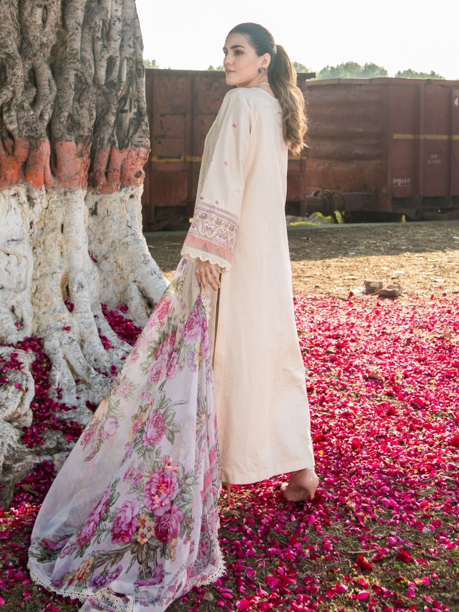 Cream-Chandan Nagri Lawn Cotton Embroidered Stitched 3-Piece Suit-Maral