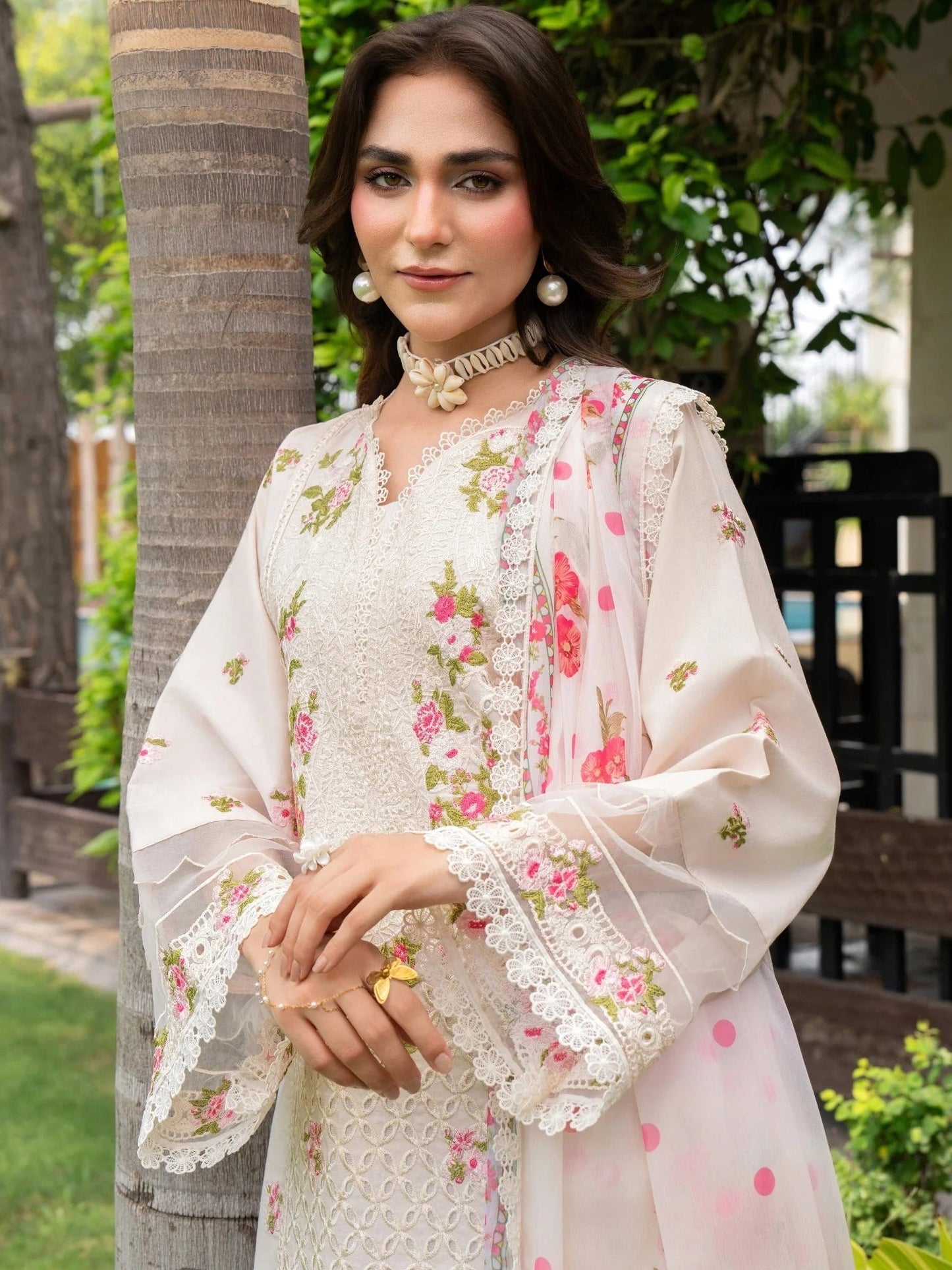 White Chandan Nagri Lawn Cotton Embroidered Stitched 3-Piece Suit-Floral Jade