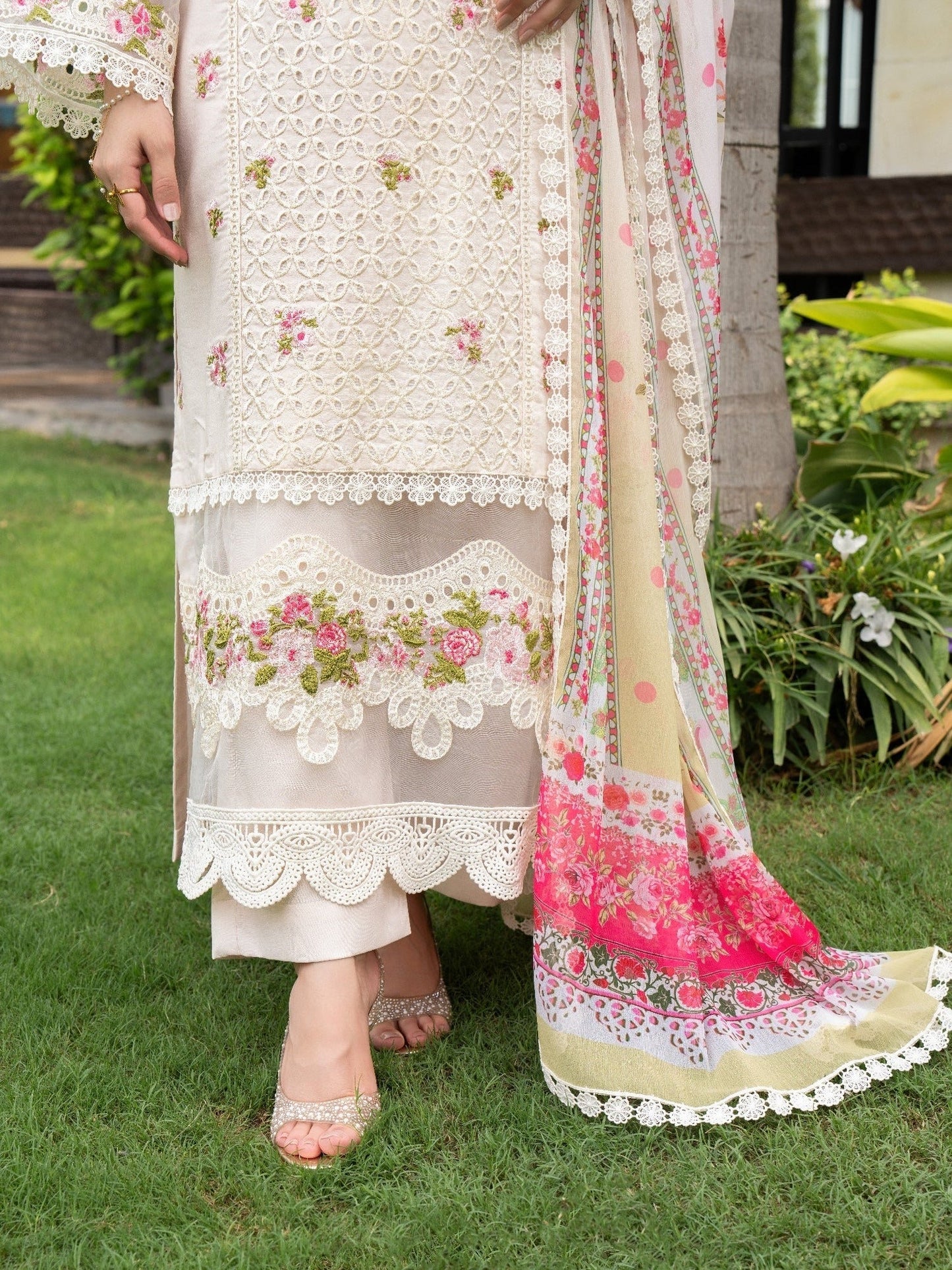 White Chandan Nagri Lawn Cotton Embroidered Stitched 3-Piece Suit-Floral Jade
