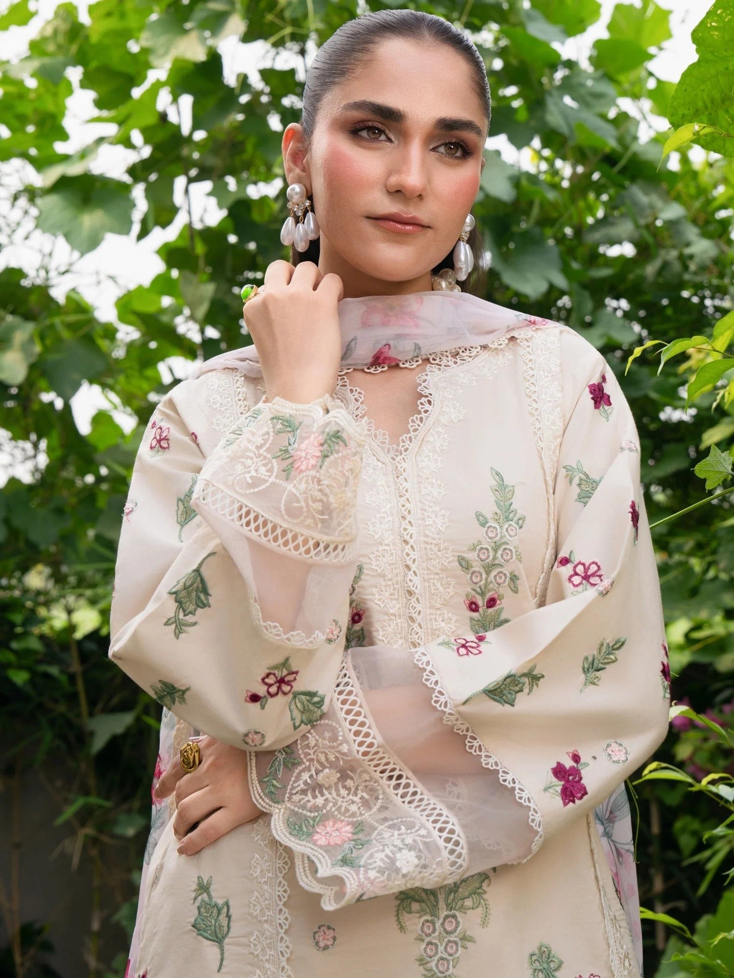 Cream-Chandan Nagri Lawn Cotton Embroidered Stitched 3-Piece Suit-Mirae Noor
