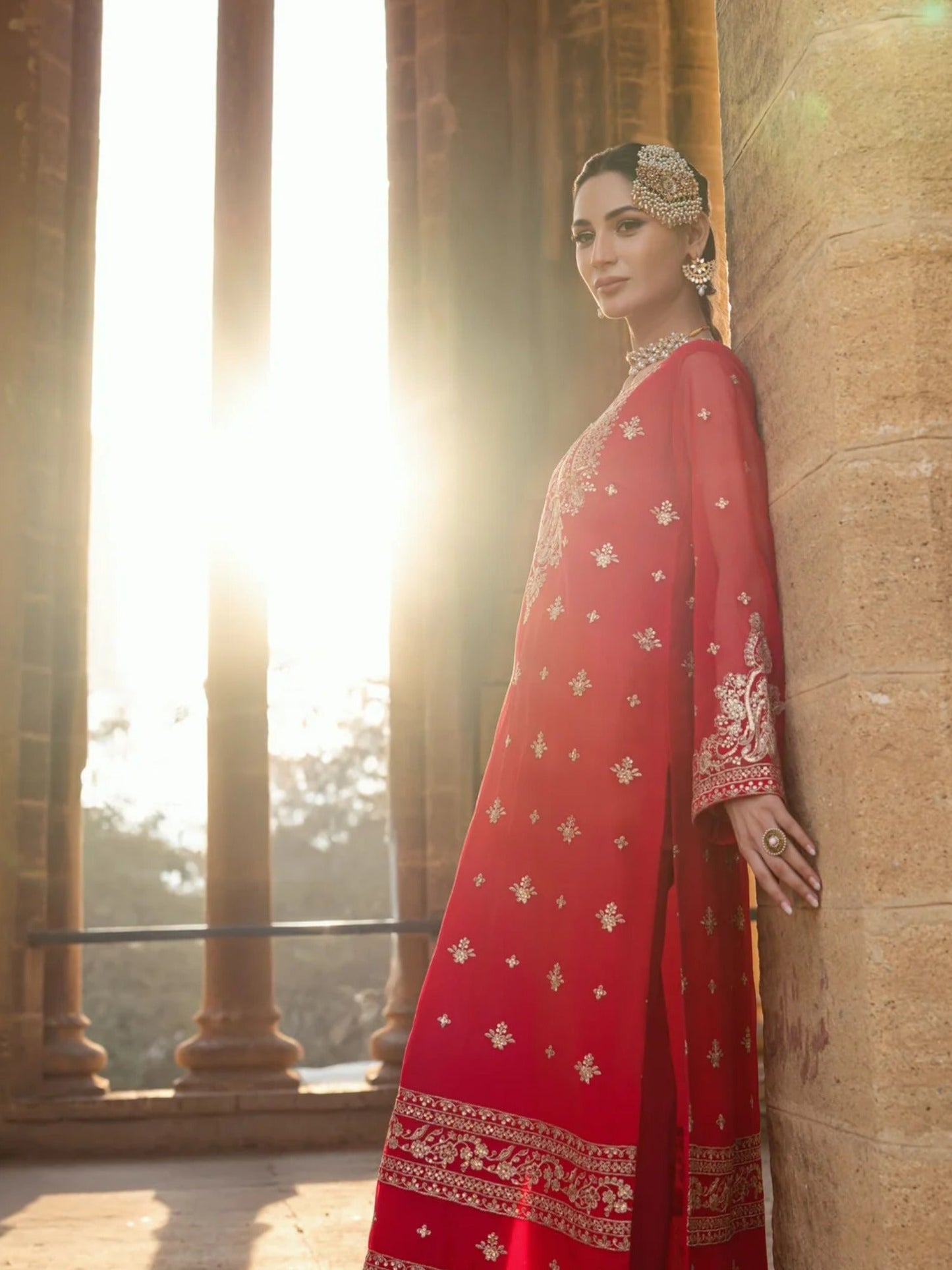 Pink Hani & Umaima Chiffon Embroidered Stitched 3-Piece Suit-Vaneeza