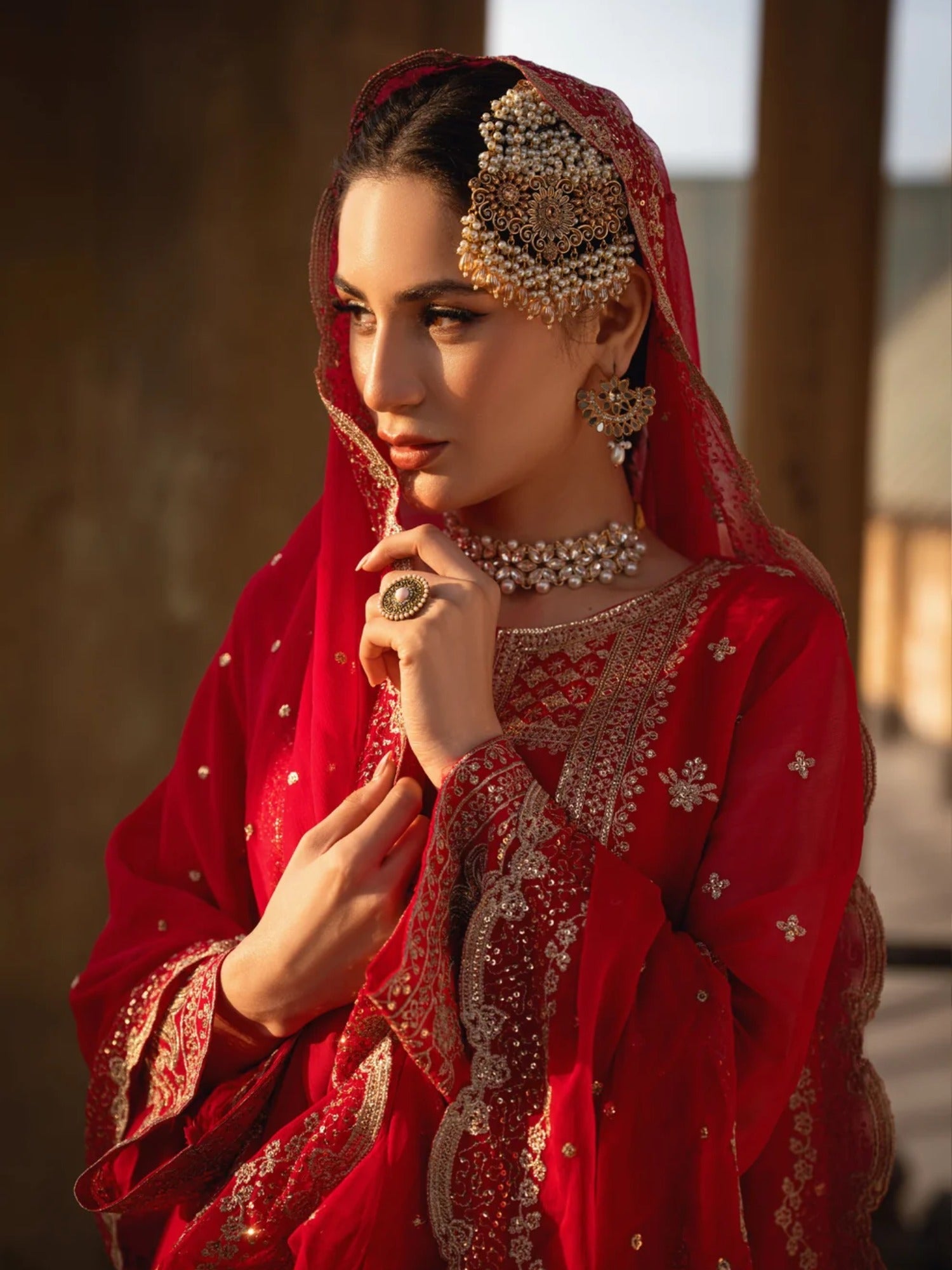Pink Hani & Umaima Chiffon Embroidered Stitched 3-Piece Suit-Vaneeza