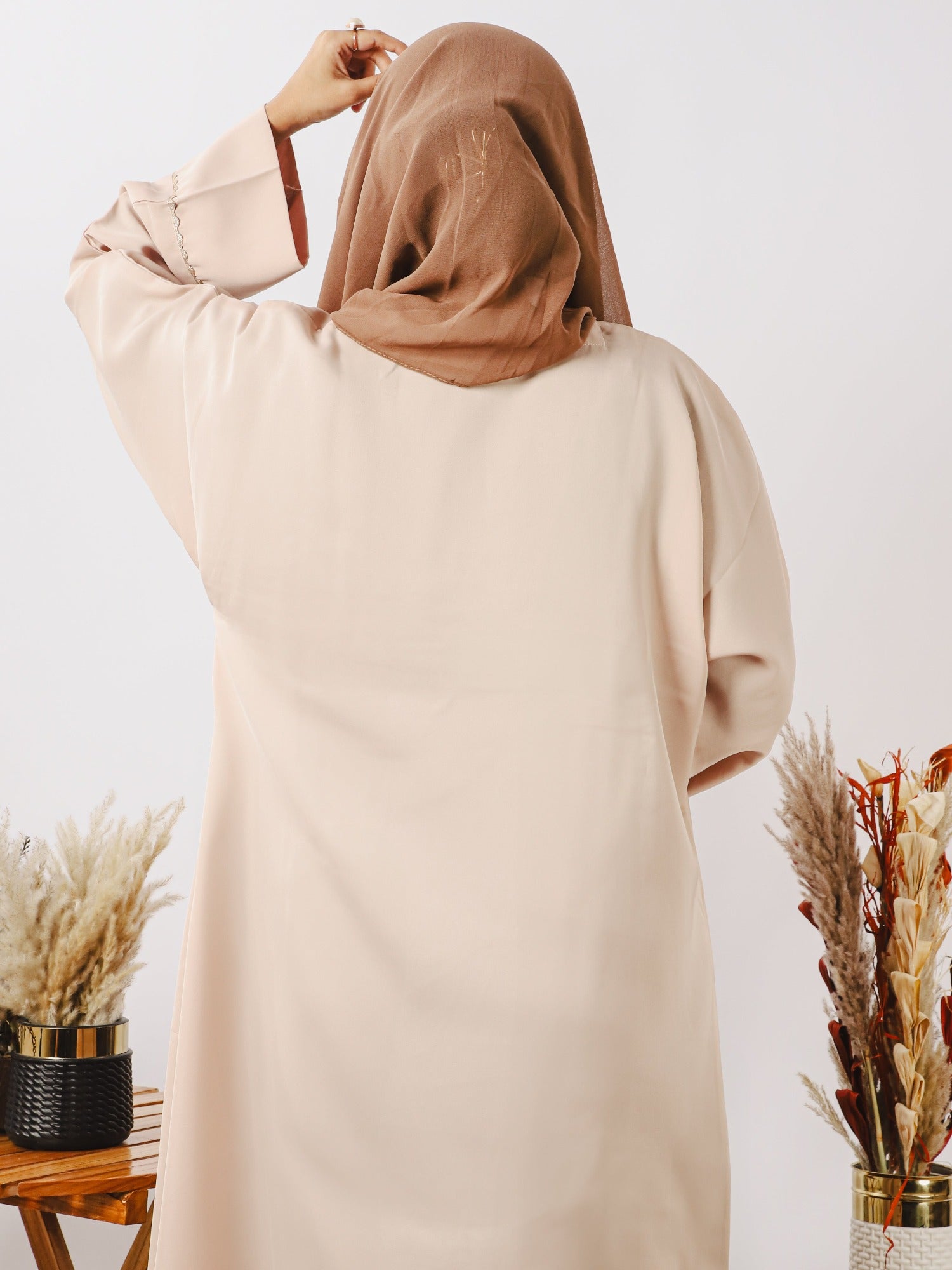 Beige-Nourah Nida Abaya-Mina