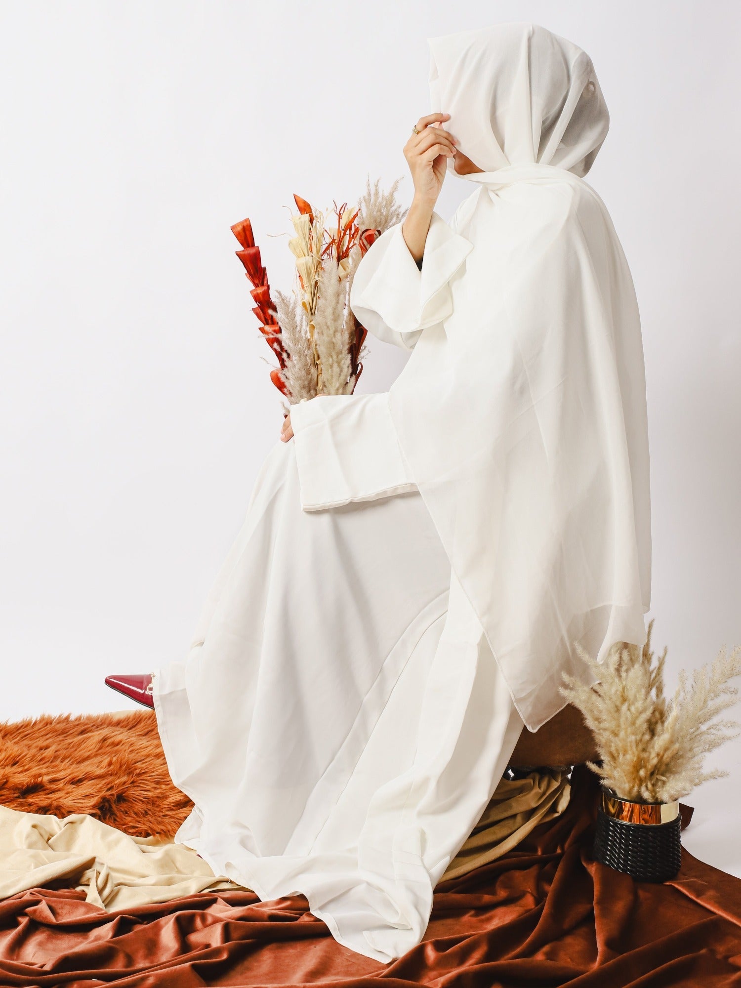 White-Nourah Korean Nida Abaya-Noor