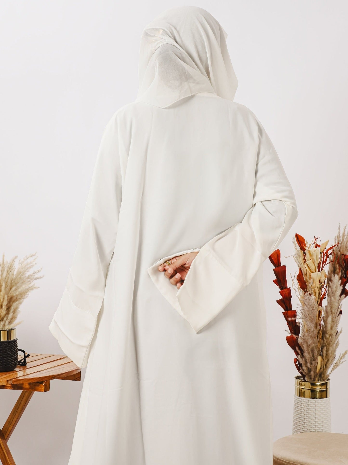 White-Nourah Korean Nida Abaya-Noor