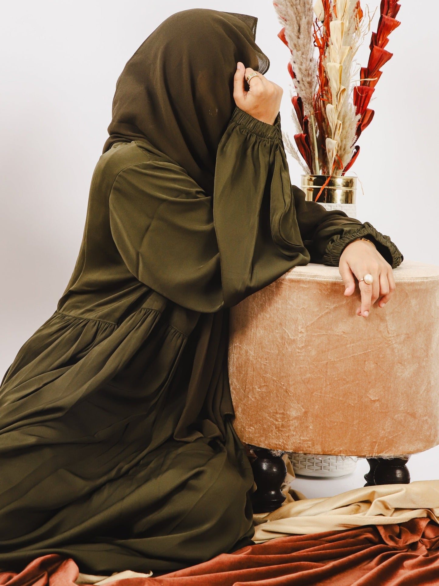 Olive-Nourah Nida Abaya-Mehr