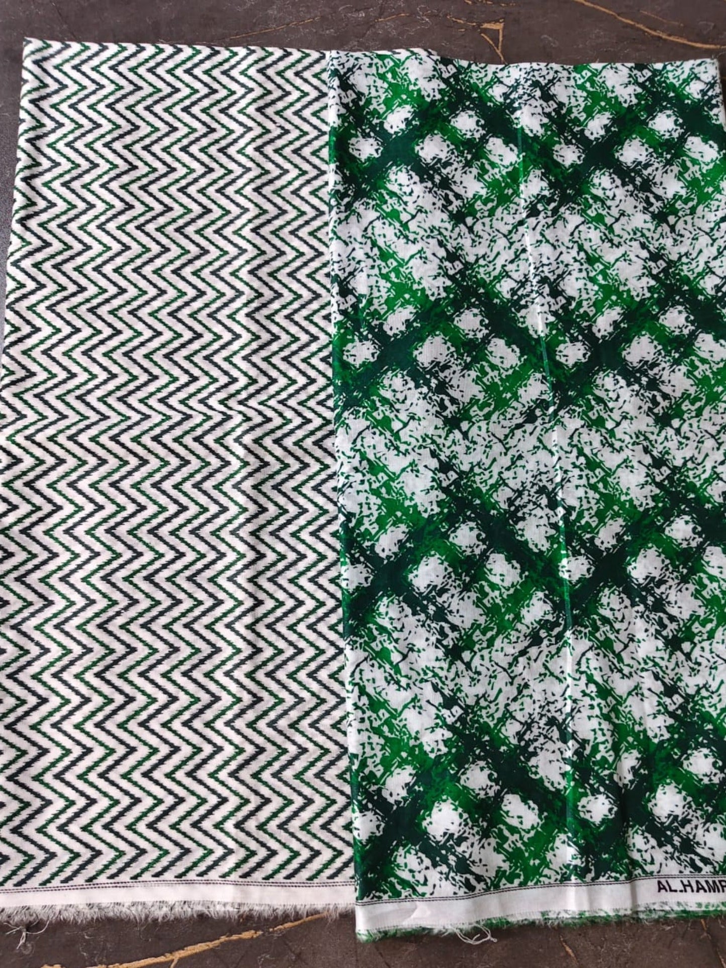 Bin Shaukat Lawn Printed Unstitched 2-Piece Suit