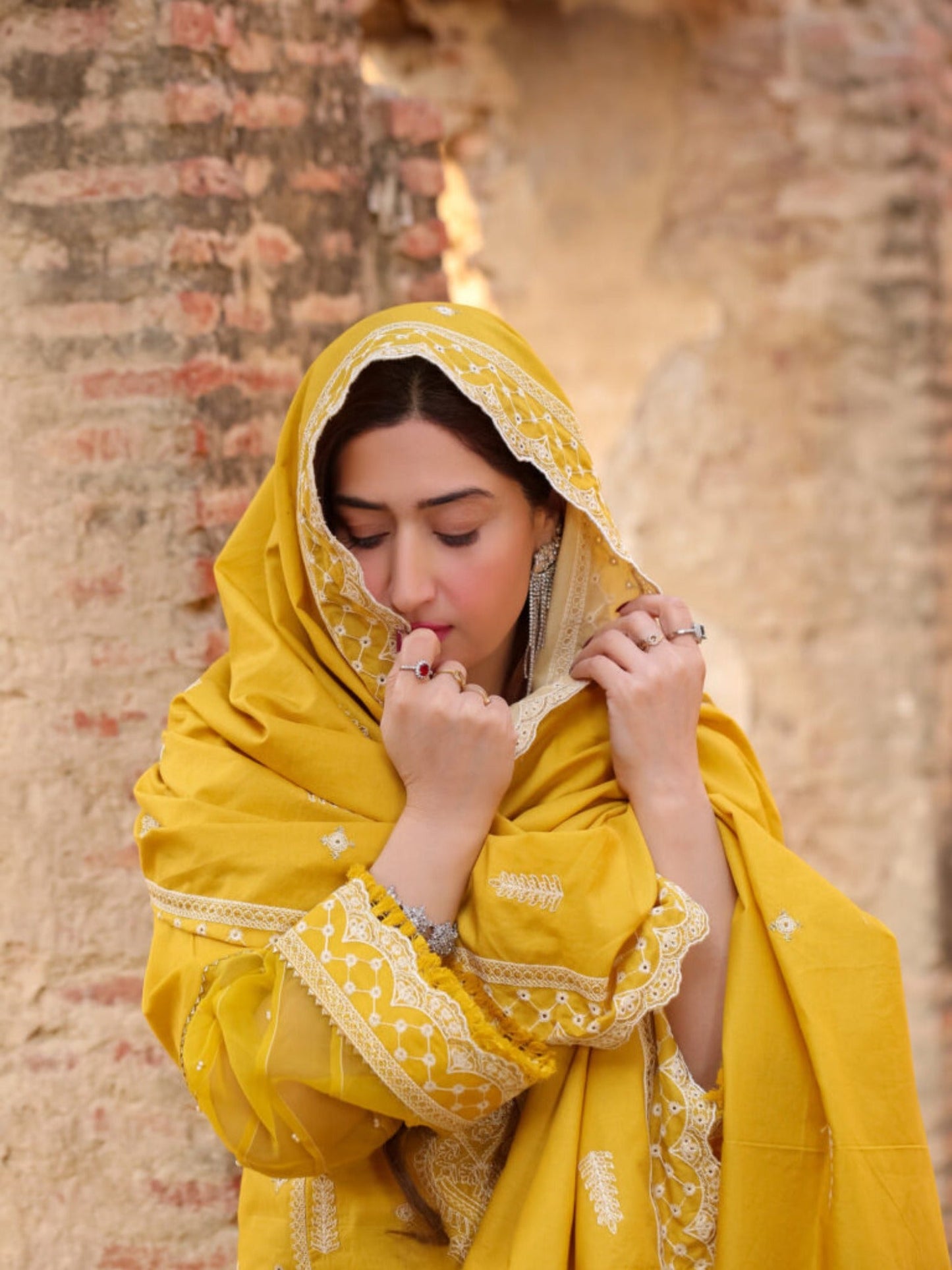 Lamorado Lawn Embroidered Unstitched 3-Piece Suit-LWSU-25CK306 Chikankari Mustard