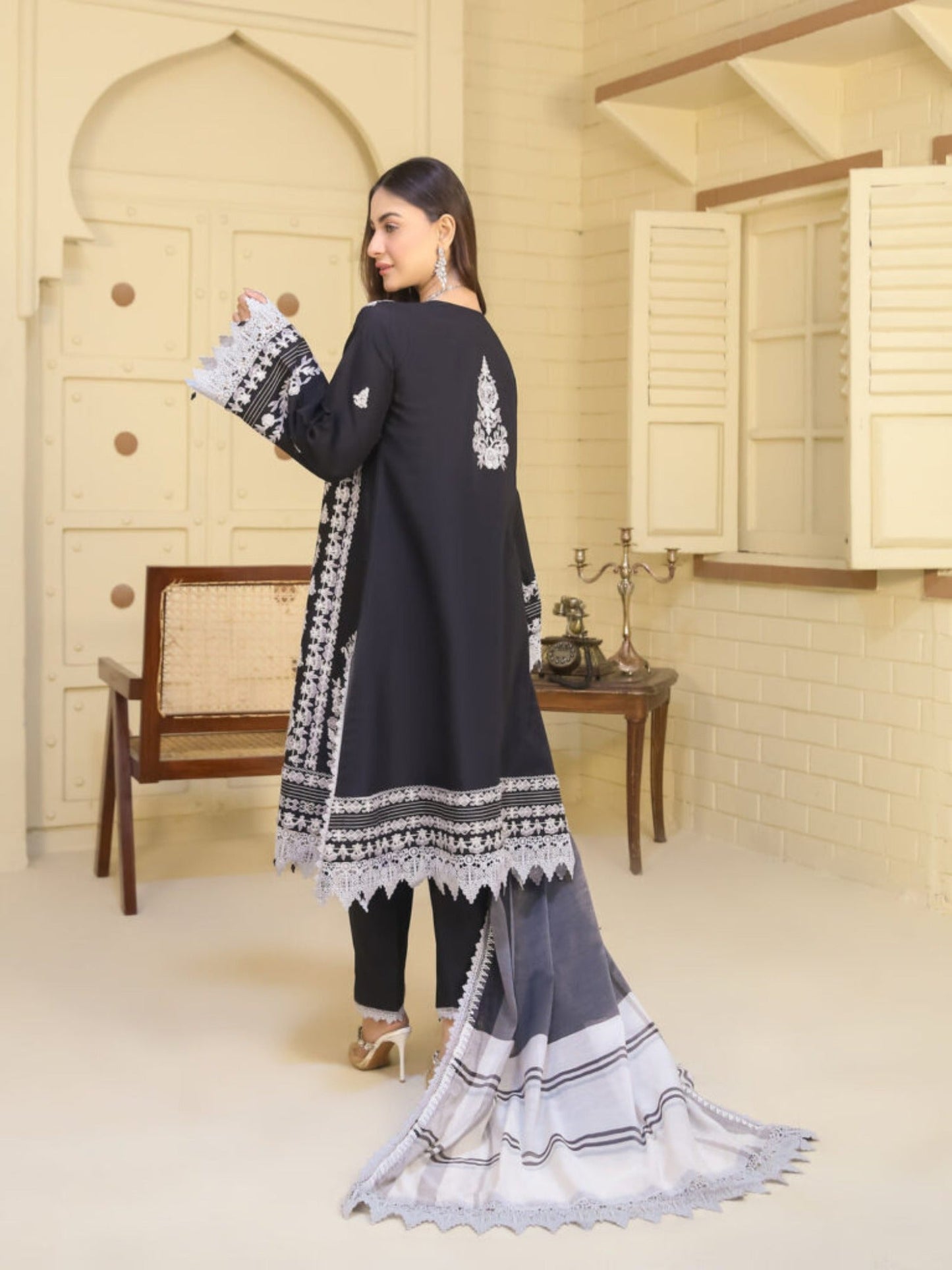 Lamorado Cotton Silk Embroidered Unstitched 3-Piece Suit-LWSU-25FE303