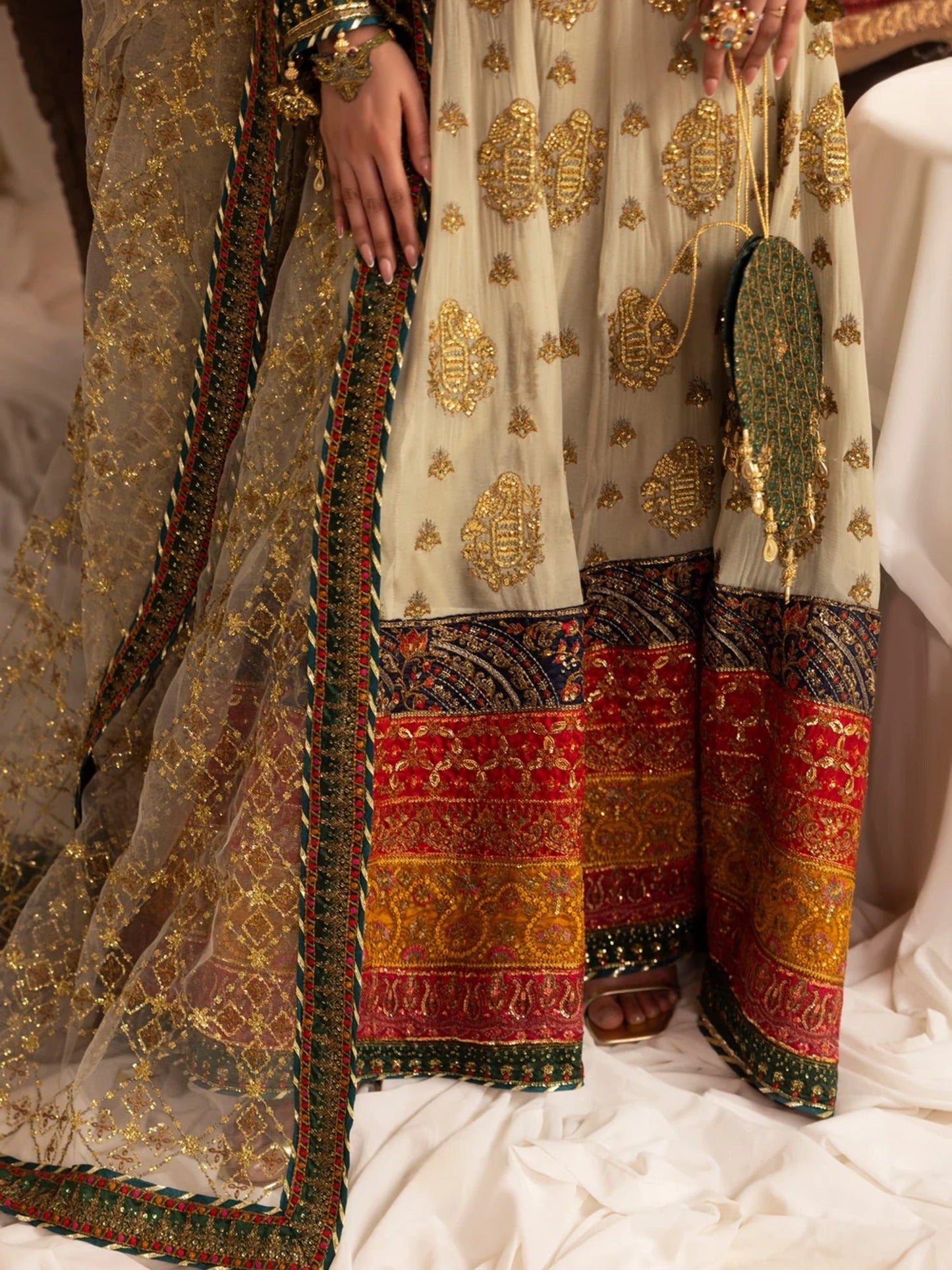 Sara Jahan Chiffon Embroidered Stitched 4-Piece Suit-SJ-1047
