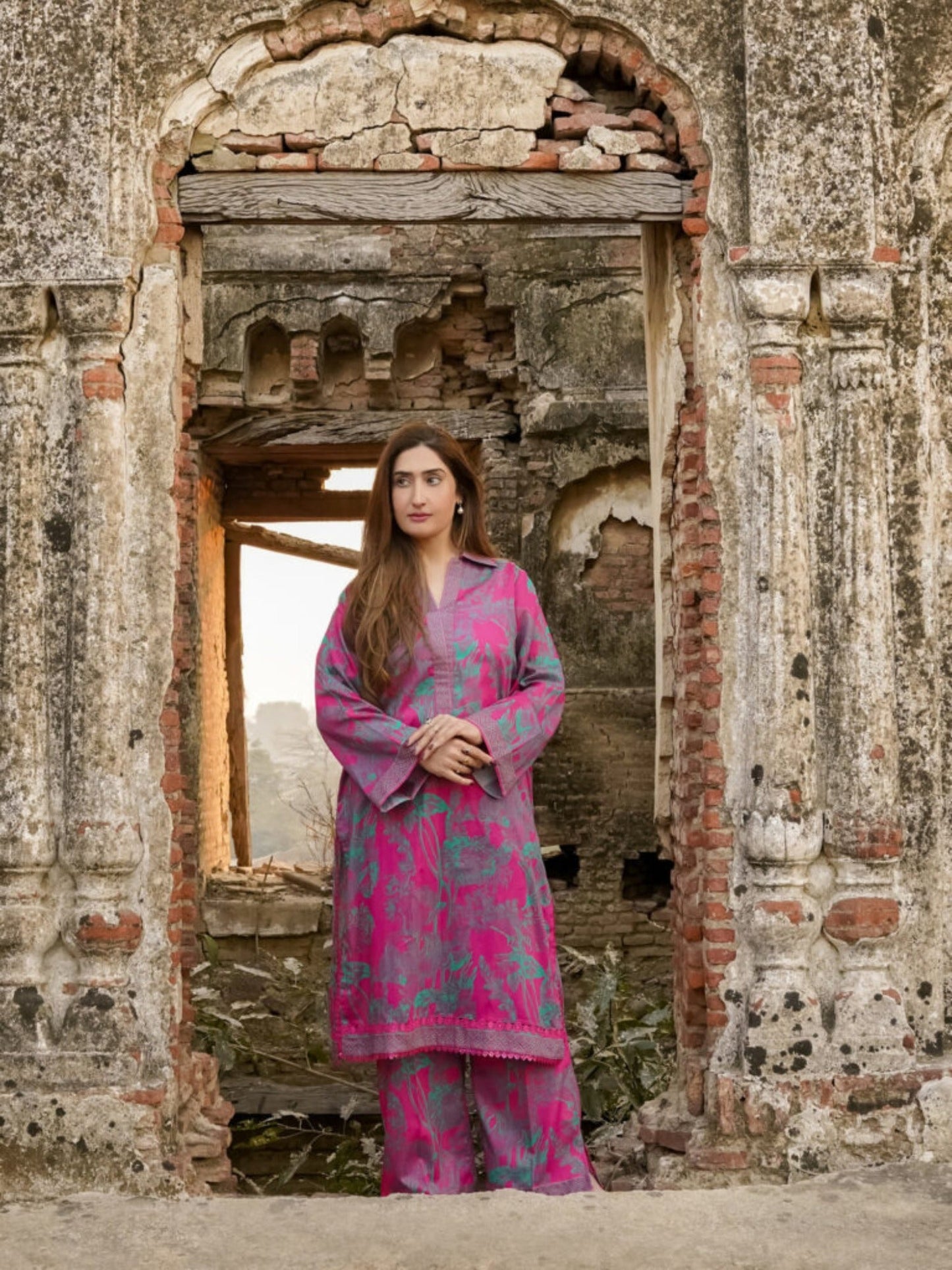 Pink Lamorado Lawn Printed Unstitched 2-Piece Suit-LWSU-25P205