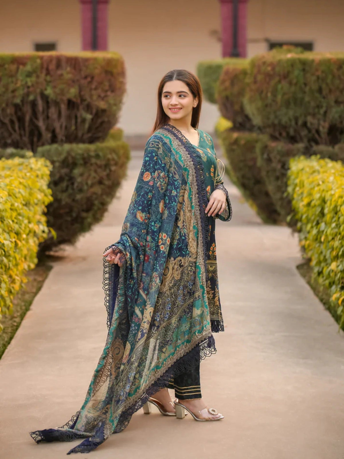 Green Lamorado Lawn Printed Unstitched 3-Piece Suit-LWSU-25P309
