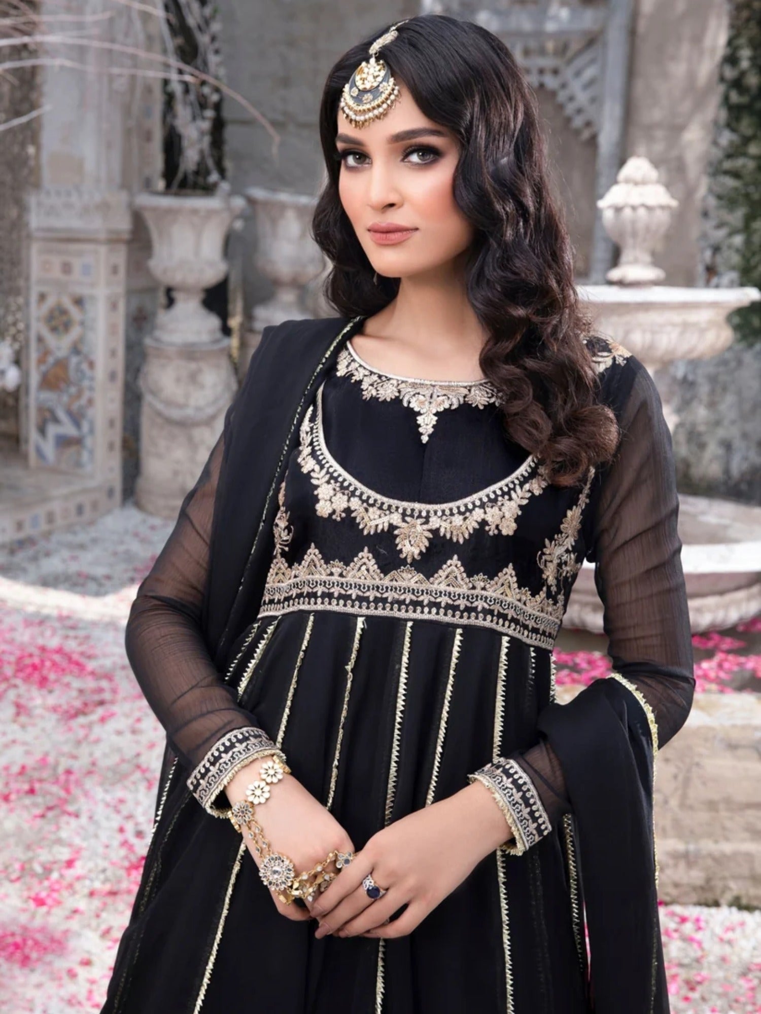 Hani & Umaima Chiffon Embroidered Pishwas-Raniya