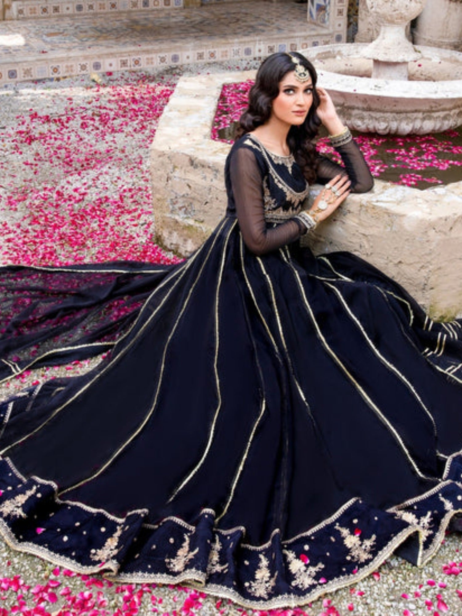 Hani & Umaima Chiffon Embroidered Pishwas-Raniya
