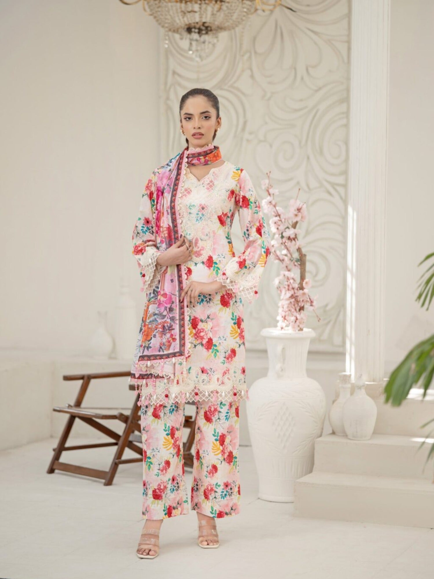 Lamorado Lawn Printed Unstitched 3-Piece Suit-SA26SP308