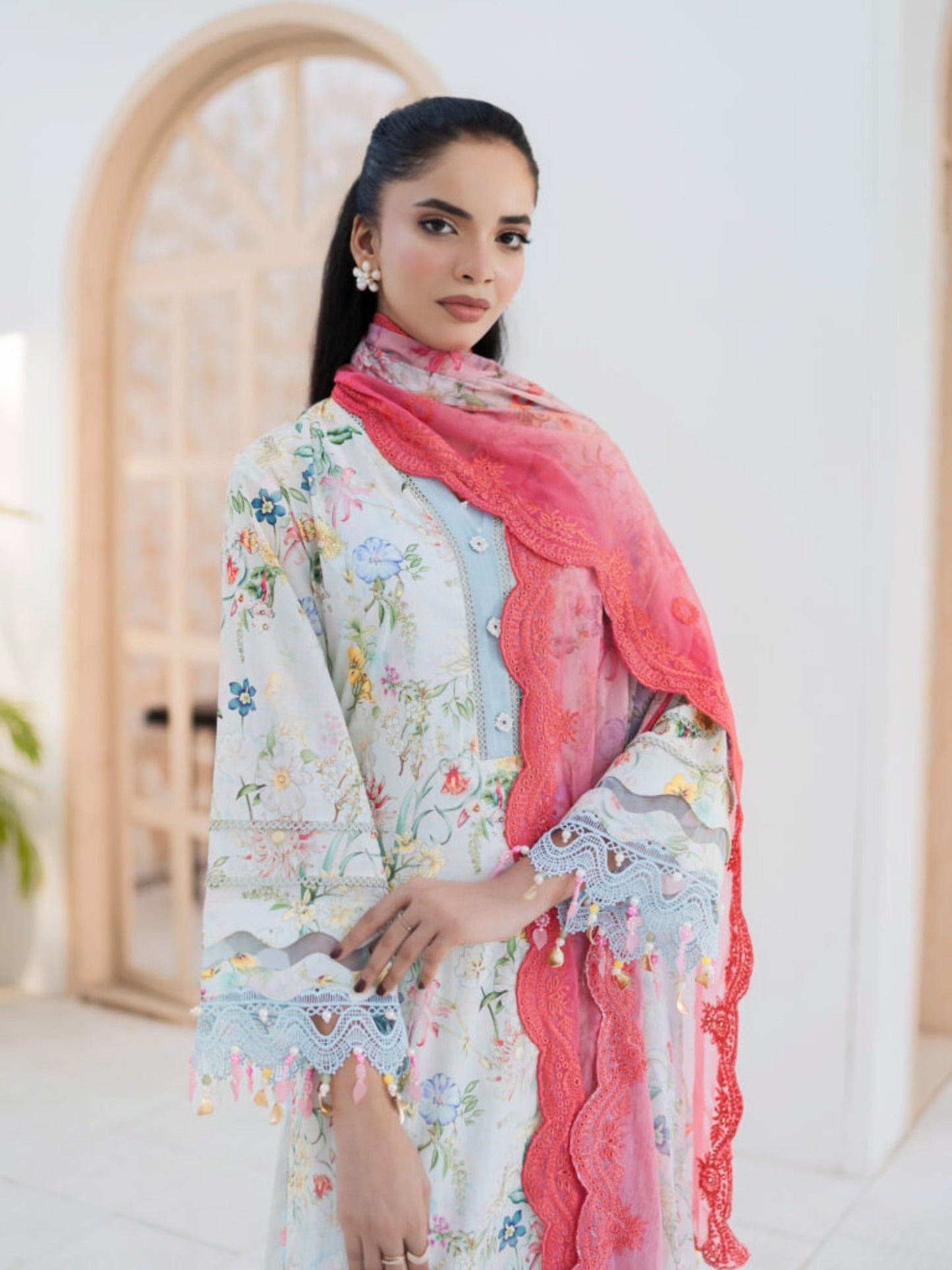 Lamorado Lawn Printed Unstitched 3-Piece Suit-SA26SP309