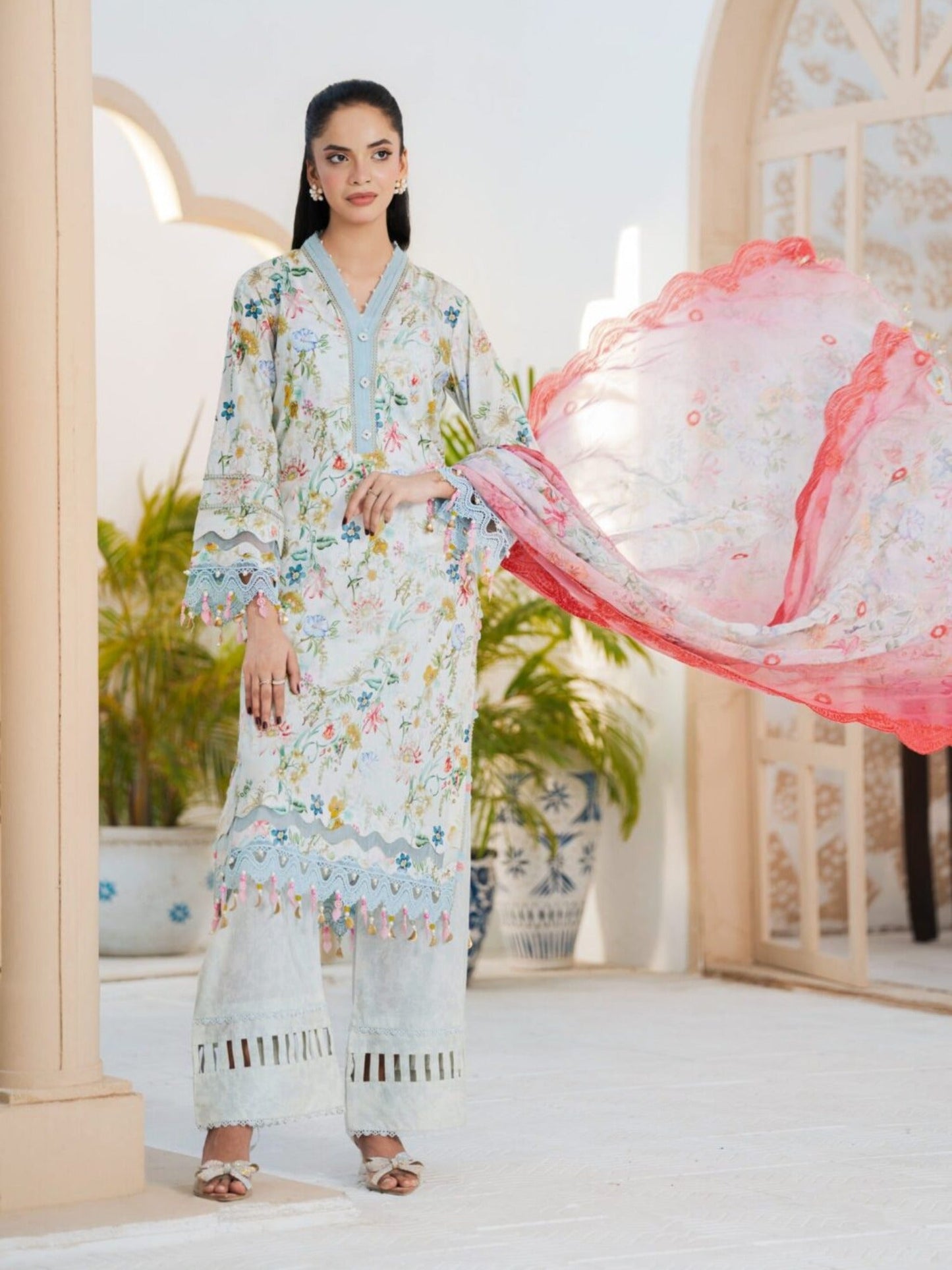 Lamorado Lawn Printed Unstitched 3-Piece Suit-SA26SP309
