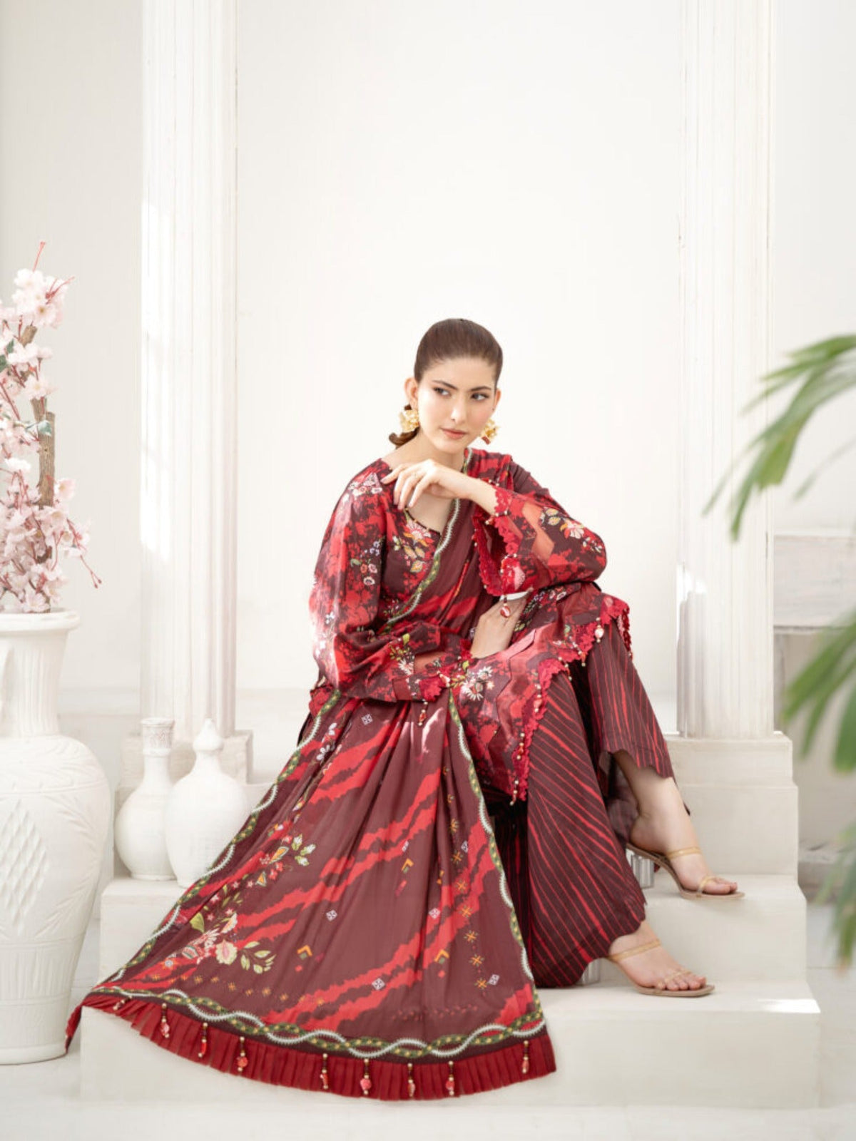 Lamorado Lawn Printed Unstitched 3-Piece Suit-SA26SP310