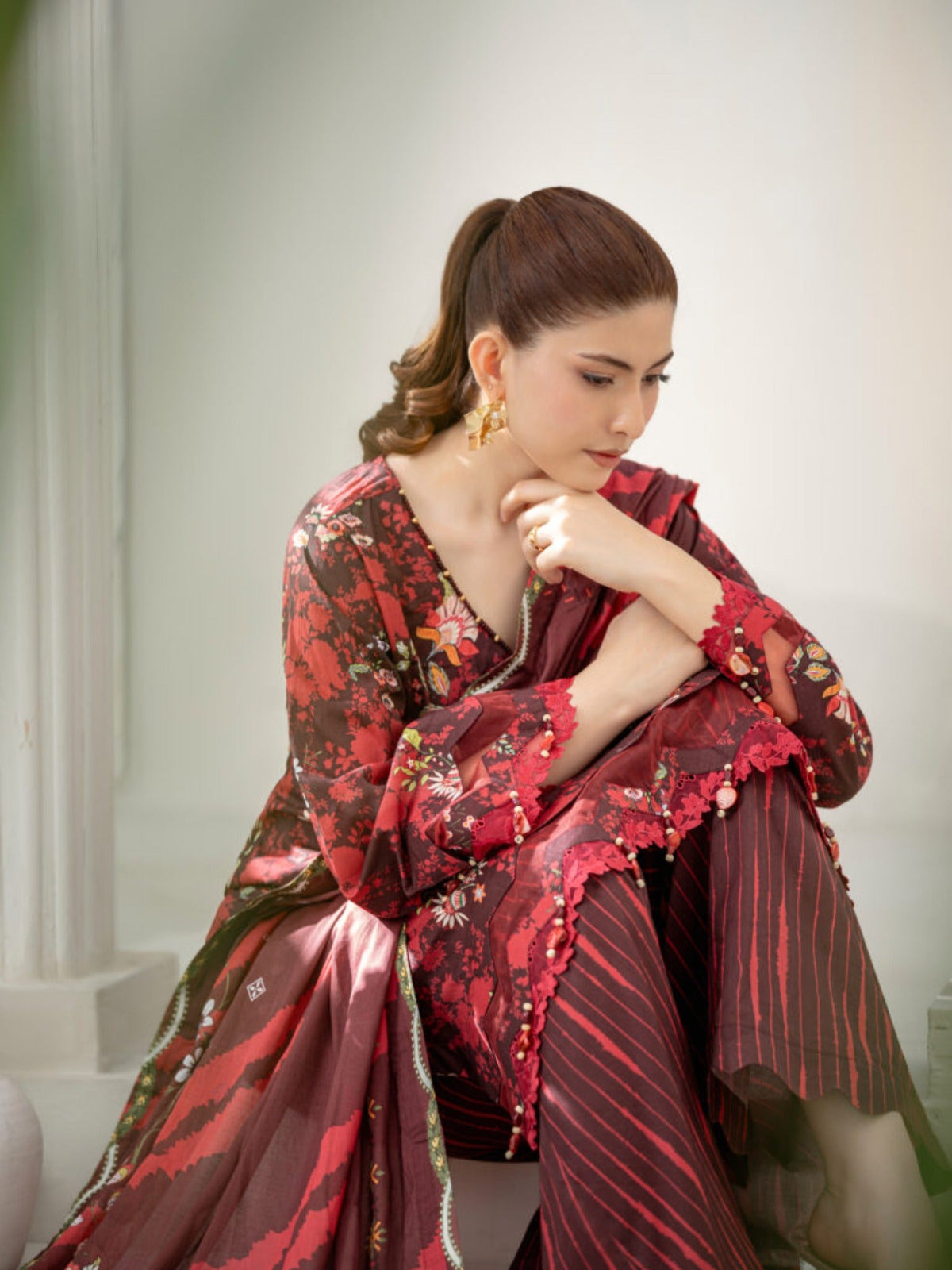 Lamorado Lawn Printed Unstitched 3-Piece Suit-SA26SP310