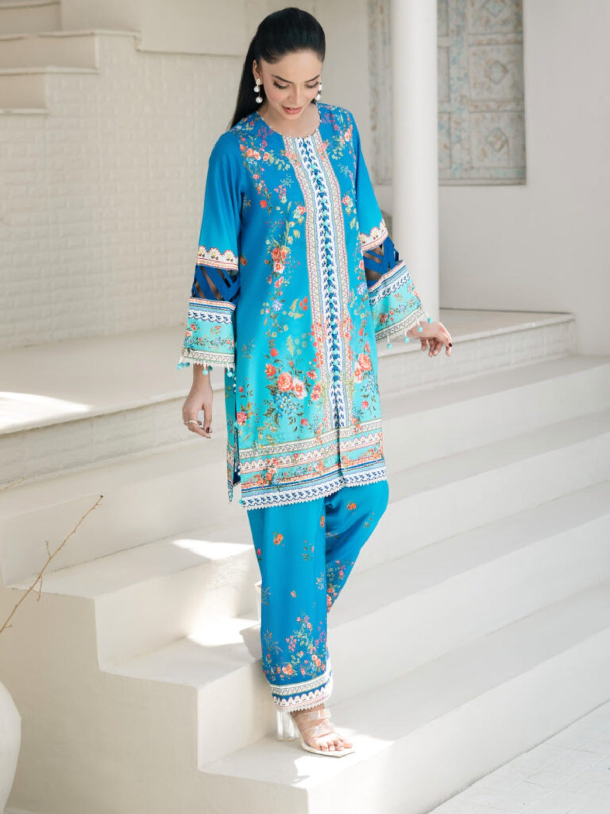 Lamorado Lawn Printed Unstitched 2-Piece Suit-SA26SP201