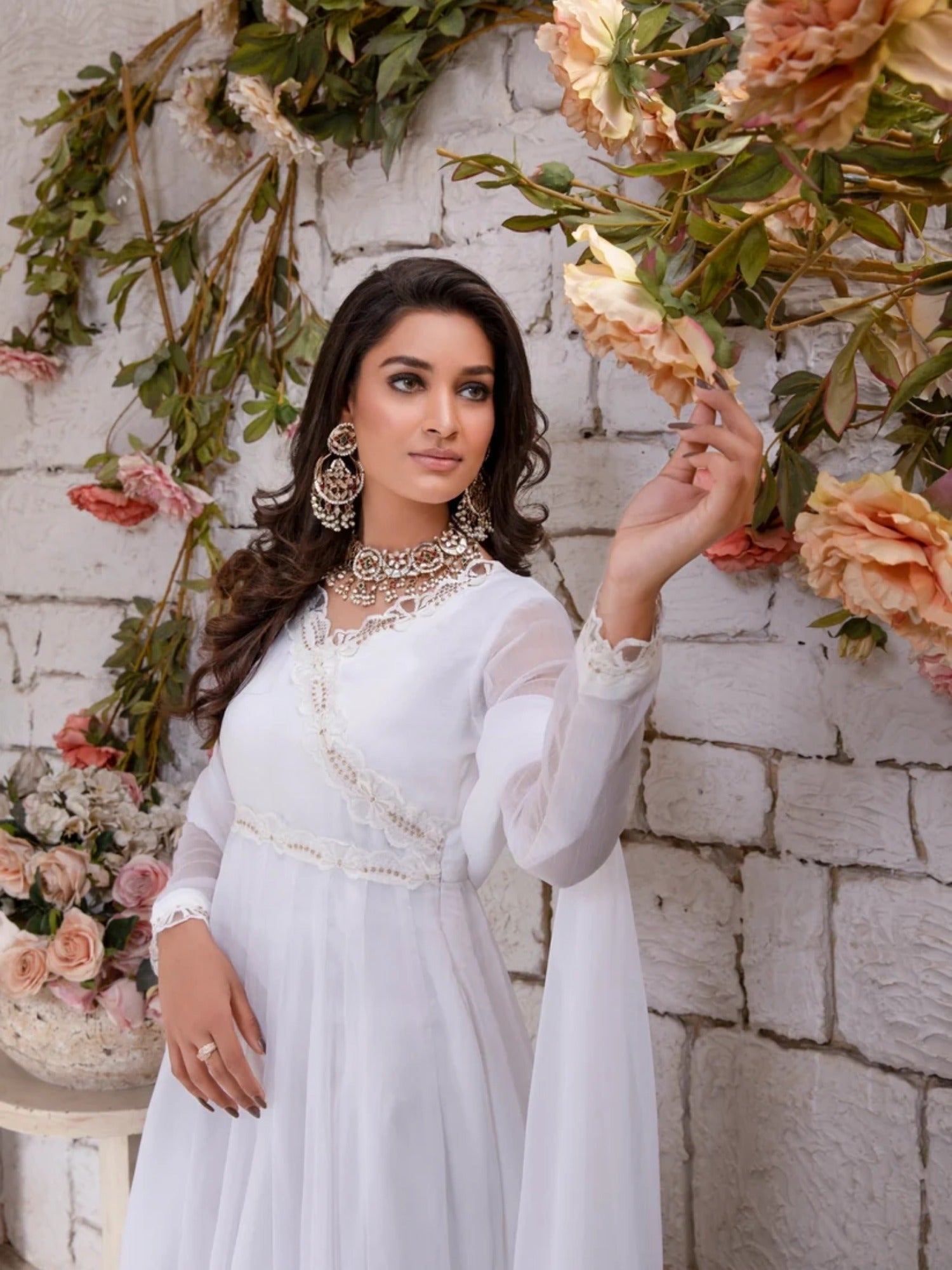 White-Hani & Umaima Chiffon Embroidered Maxi-Hoor