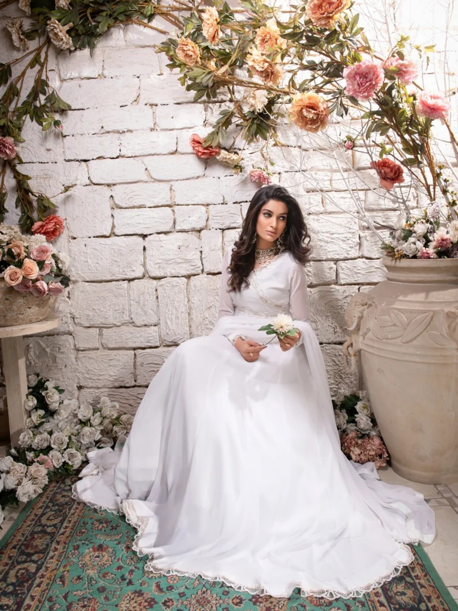 White-Hani & Umaima Chiffon Embroidered Maxi-Hoor