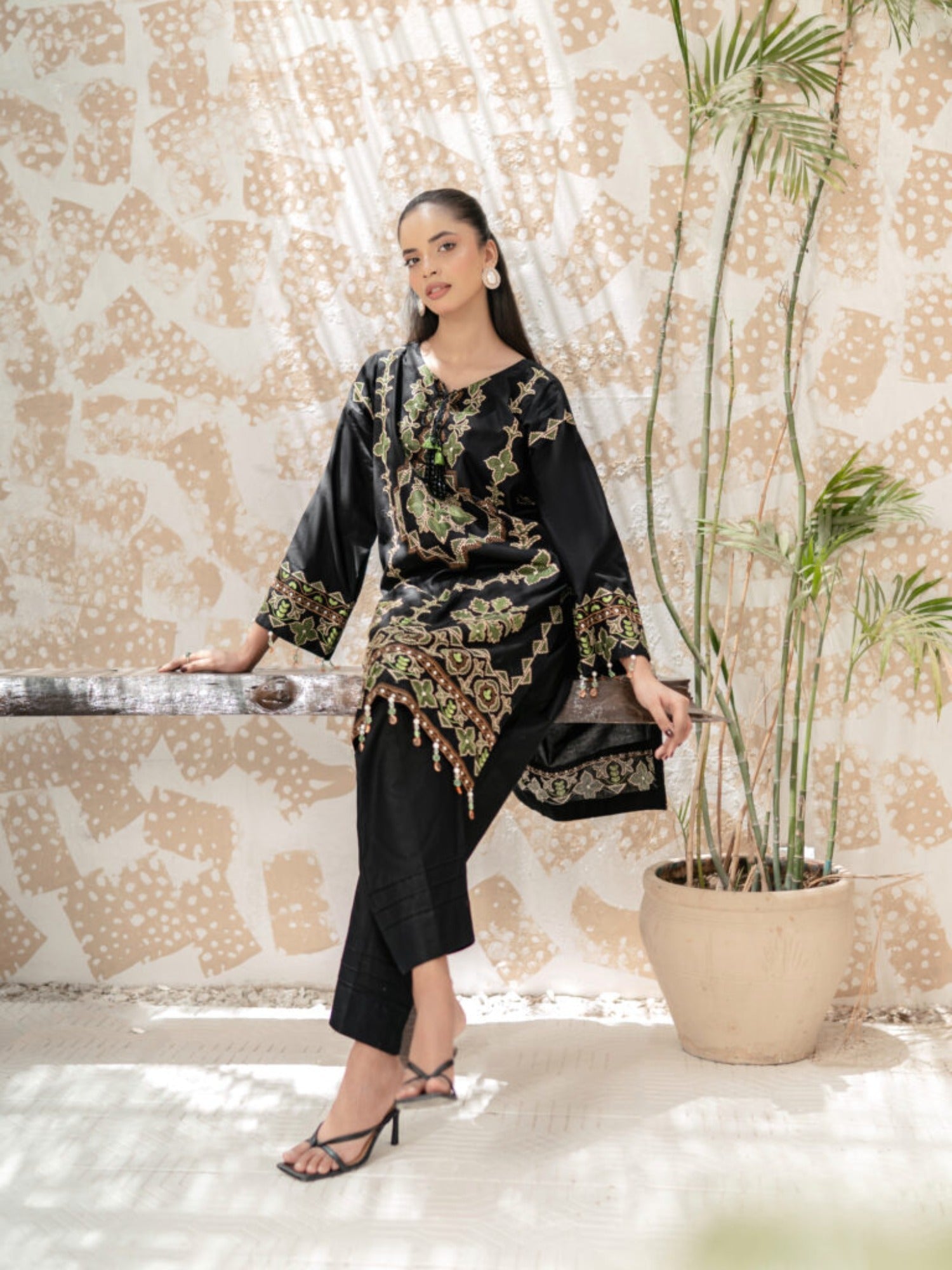 Black Lamorado Lawn Embroidered Unstitched 2-Piece Suit-SA26SD203-EMB