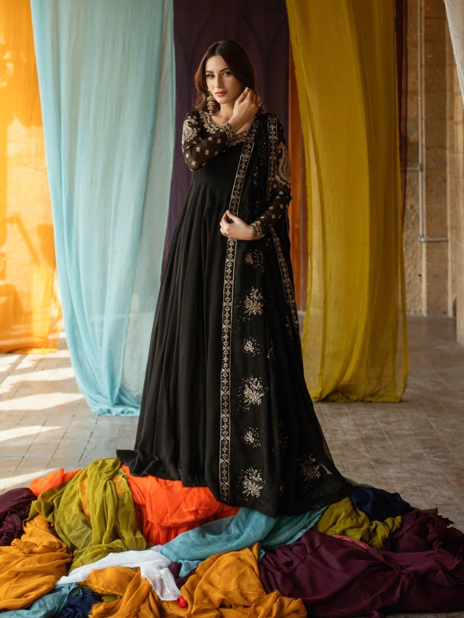 Black-Hani & Umaima Chiffon Maxi-Tina