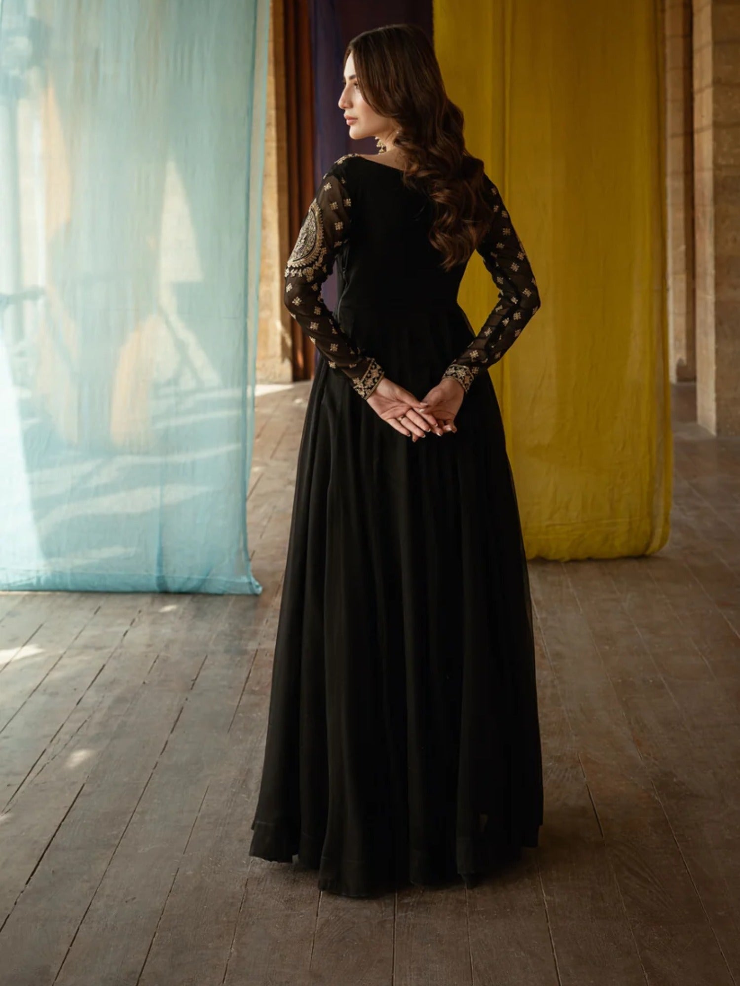 Black-Hani & Umaima Chiffon Maxi-Tina