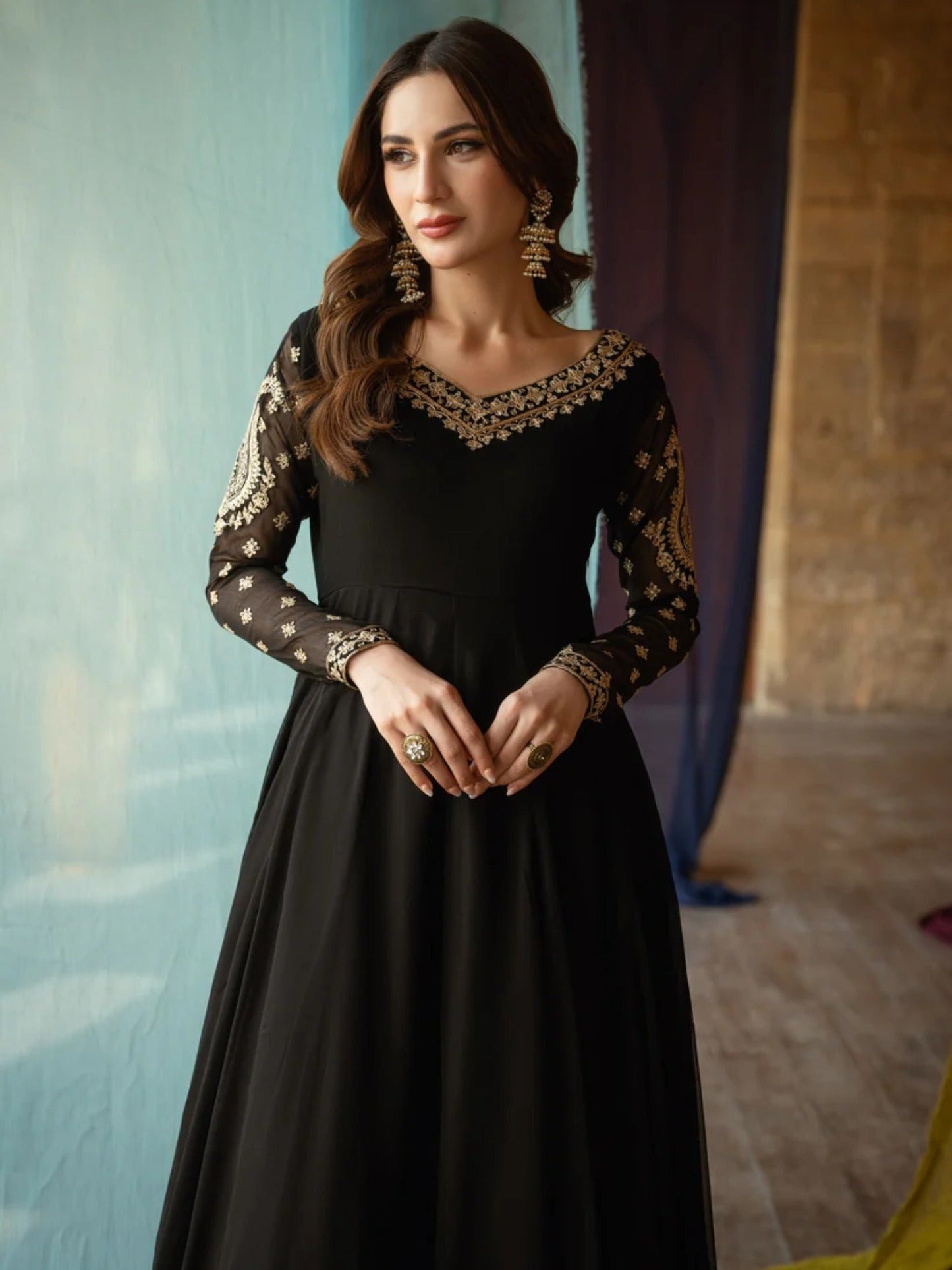 Black-Hani & Umaima Chiffon Maxi-Tina
