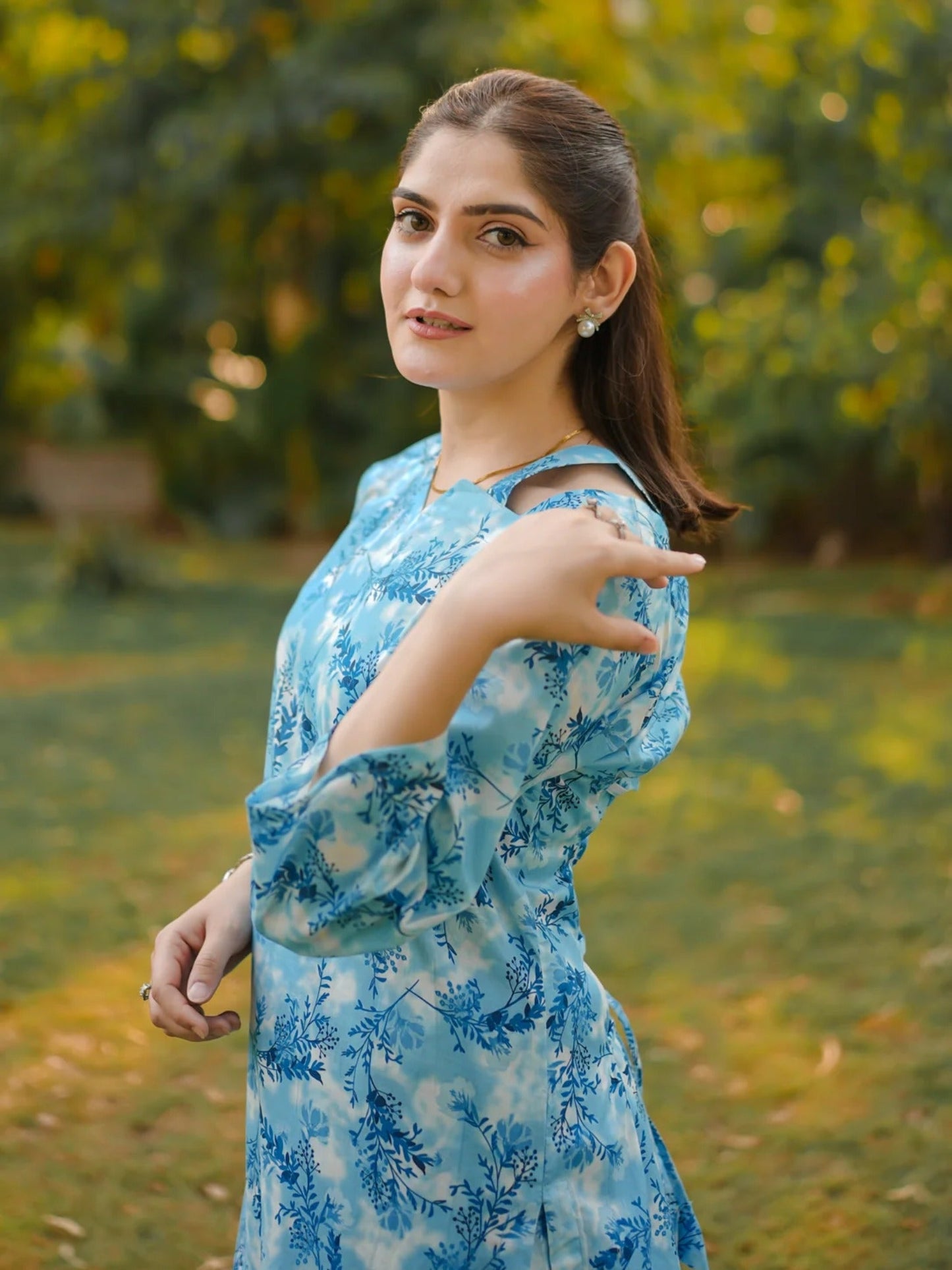 Blue-MH Cloth House Cotton Lawn Printed Stitched 2-Piece Suit-Blue Haze
