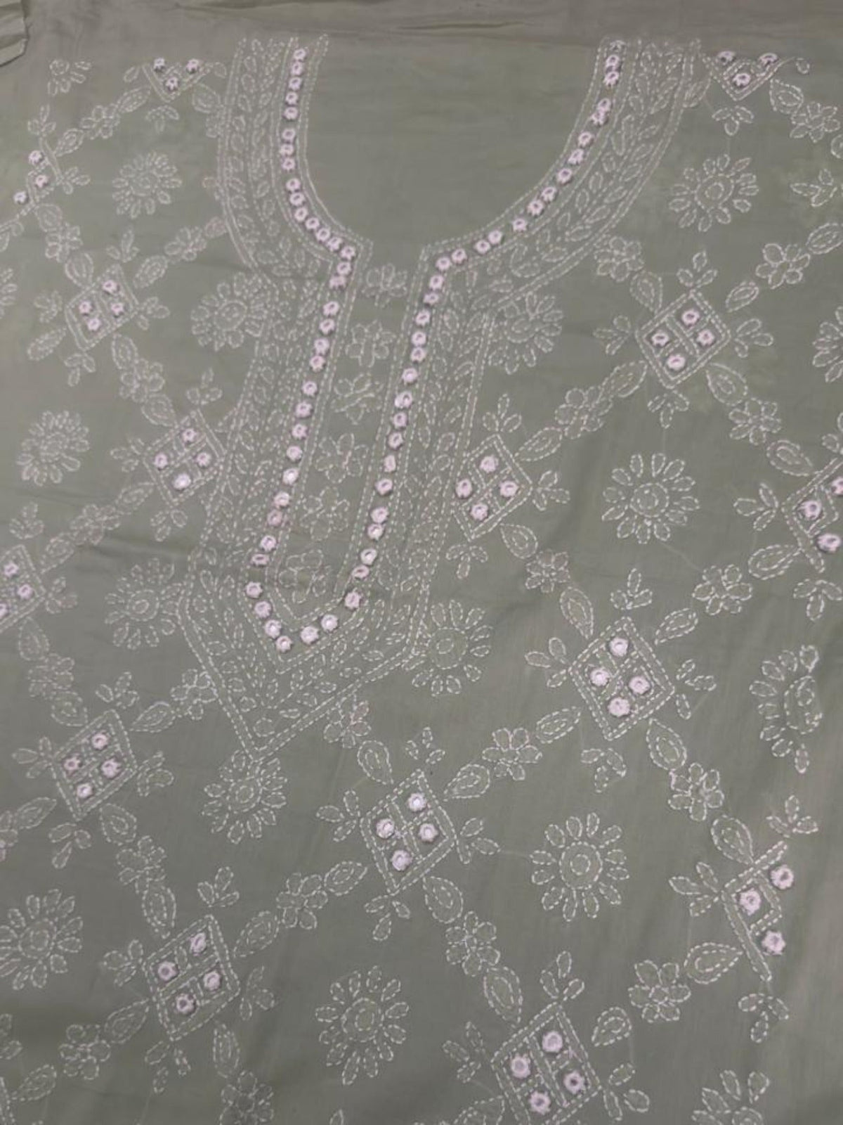 Green-Fehm Lawn Embroidered Unstitched Shirt