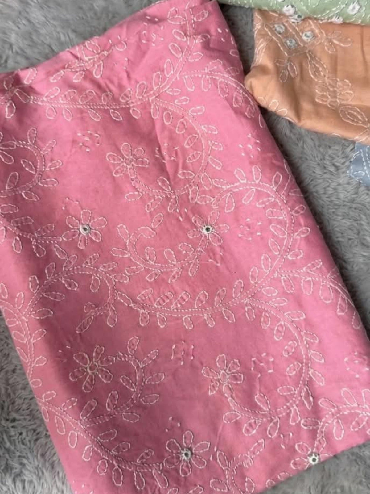Pink-Fehm Lawn Embroidered Unstitched Shirt