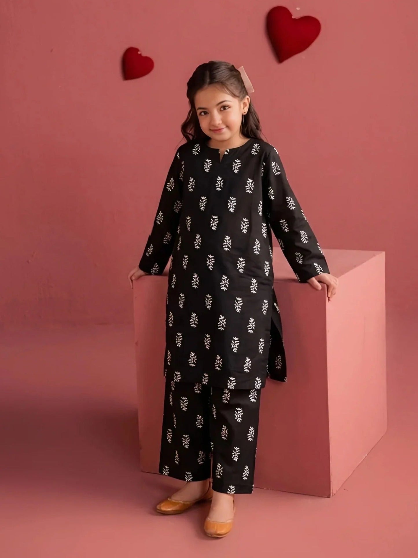 Black-Libas e Khaas Linen Printed Stitched 2-Piece Suit-Edge