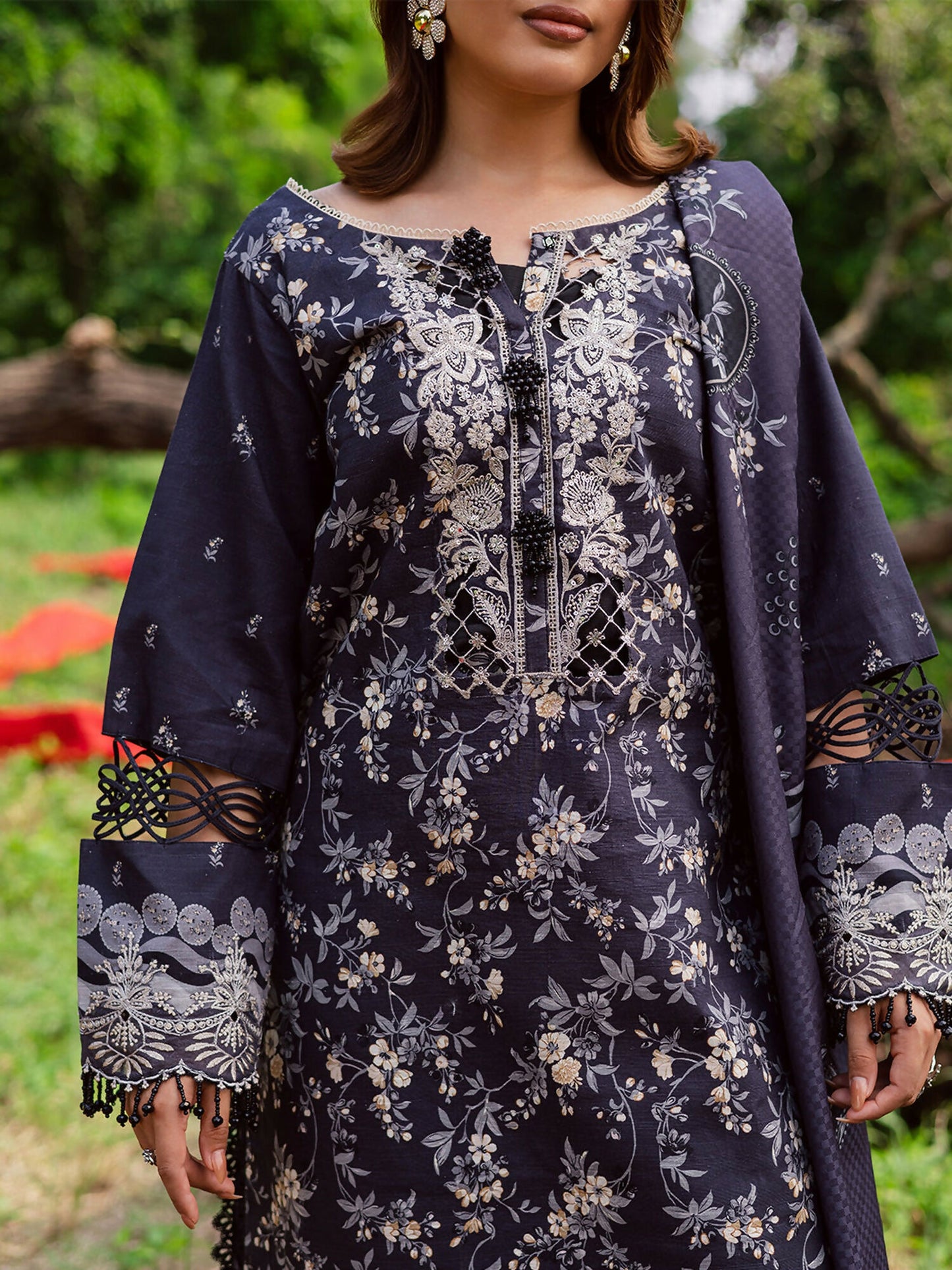Parishay Rang e Sarma Khaddar Embroidered Unstitched 3-Piece Suit-SAR-12