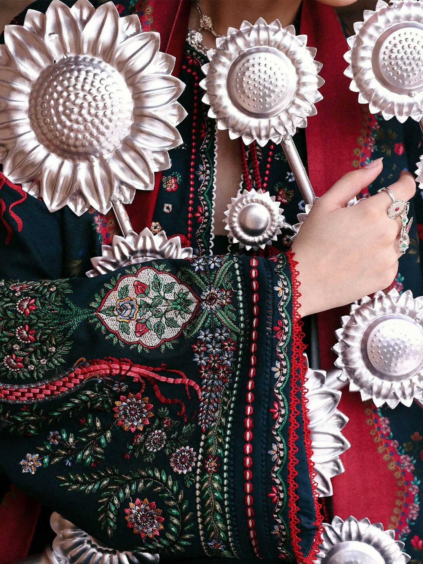 Jugnu By Hussain Rehar Khaddar'25 Embroidered Unstitched 3-Piece Suit-Rati