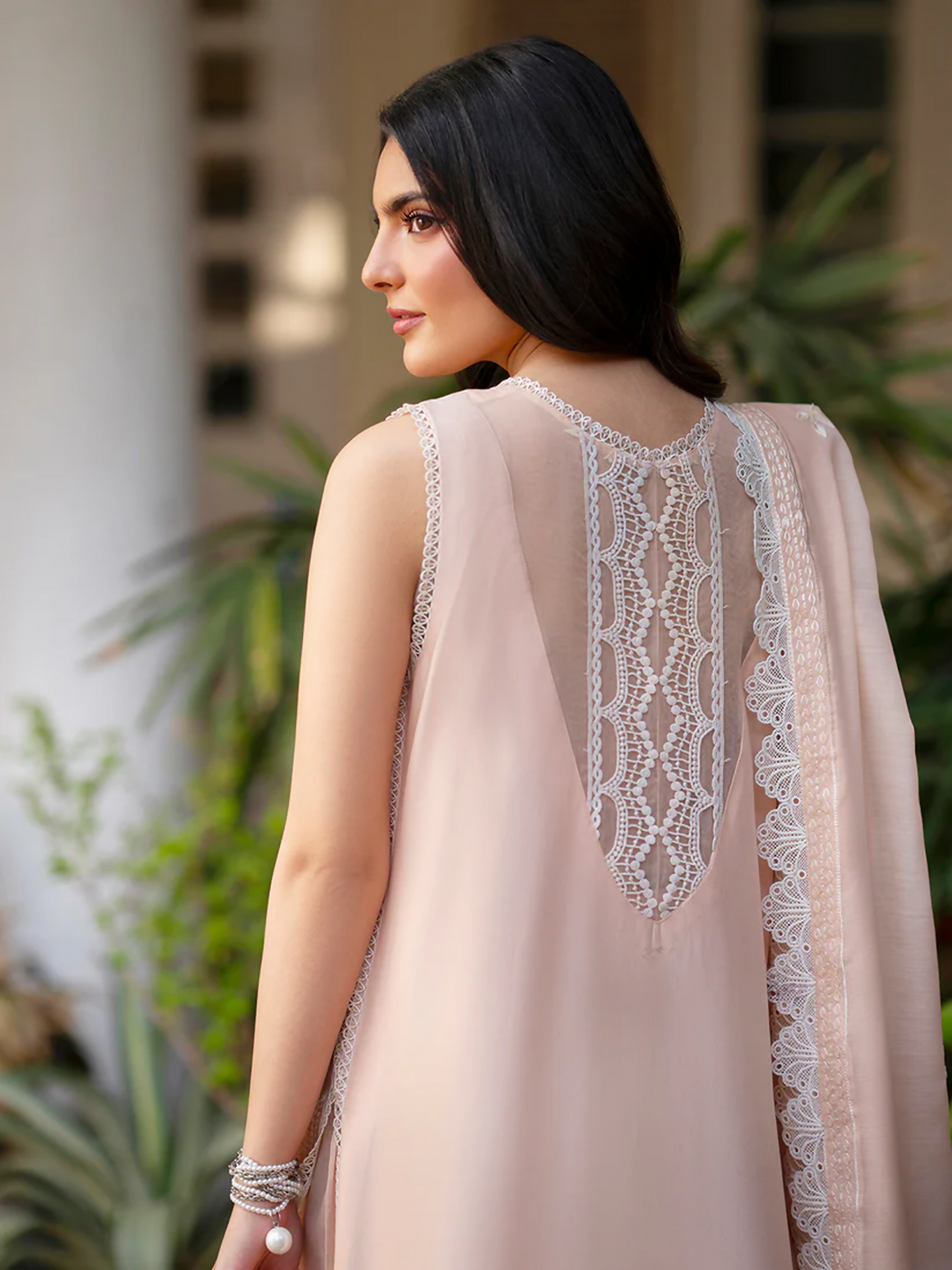 Mahnur Ember Lawn Embroidered Stitched 3-Piece Suit-EM-002
