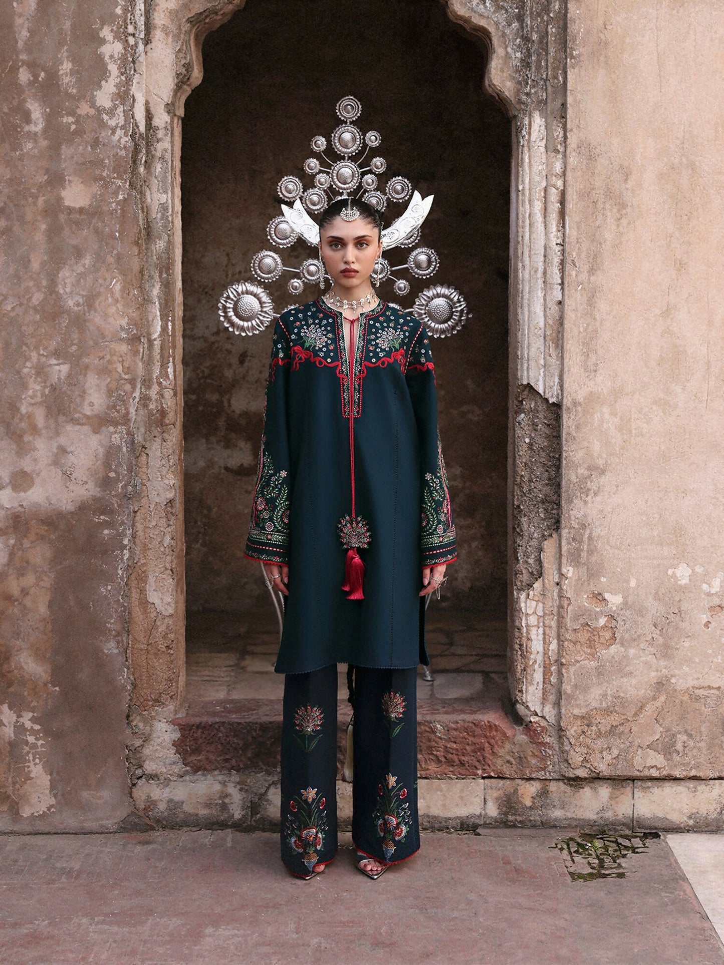 Jugnu By Hussain Rehar Khaddar'25 Embroidered Unstitched 3-Piece Suit-Rati
