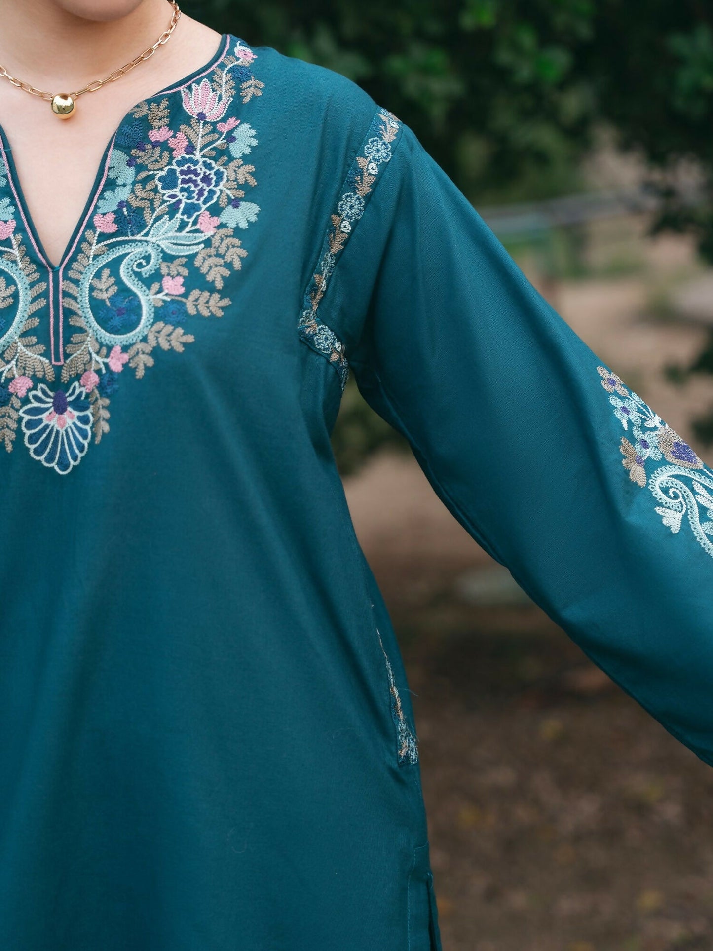 Mannat Clothing Winter-Essentials Khaddar Embroidered Stitched Suit-Aabroo