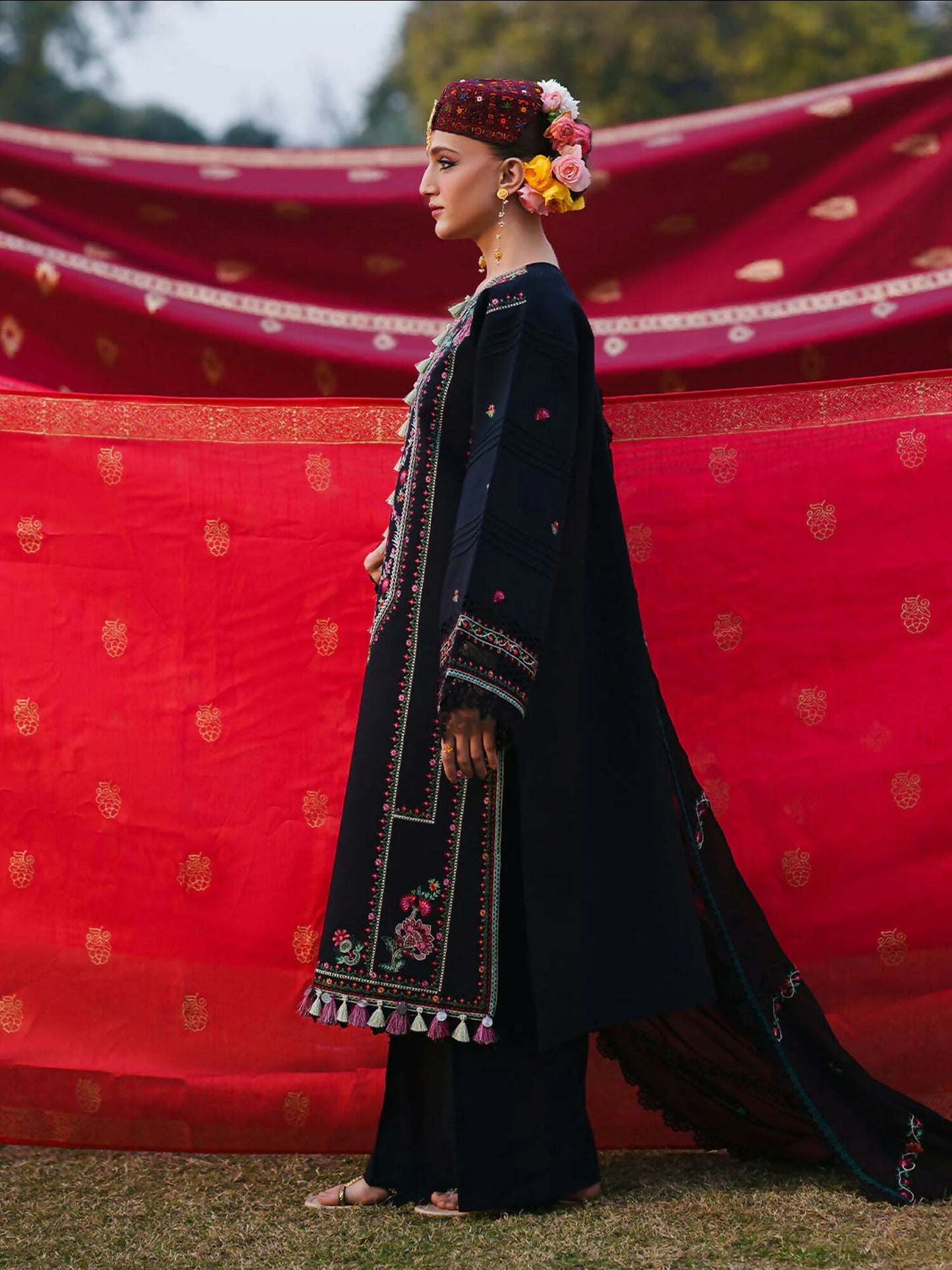 Mahnur Gul Luxury Lawn'26 Embroidered Unstitched 3-Piece Suit-G-013