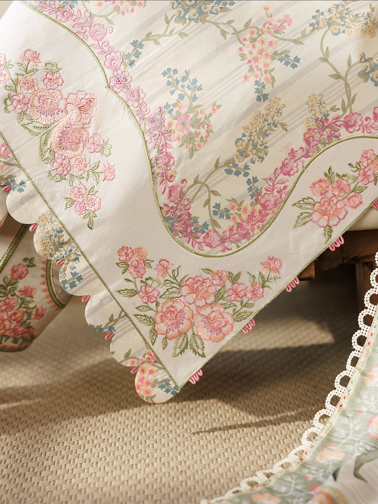 Mahnur Leila Lawn'26 Embroidered Unstitched 3-Piece Suit-L-03