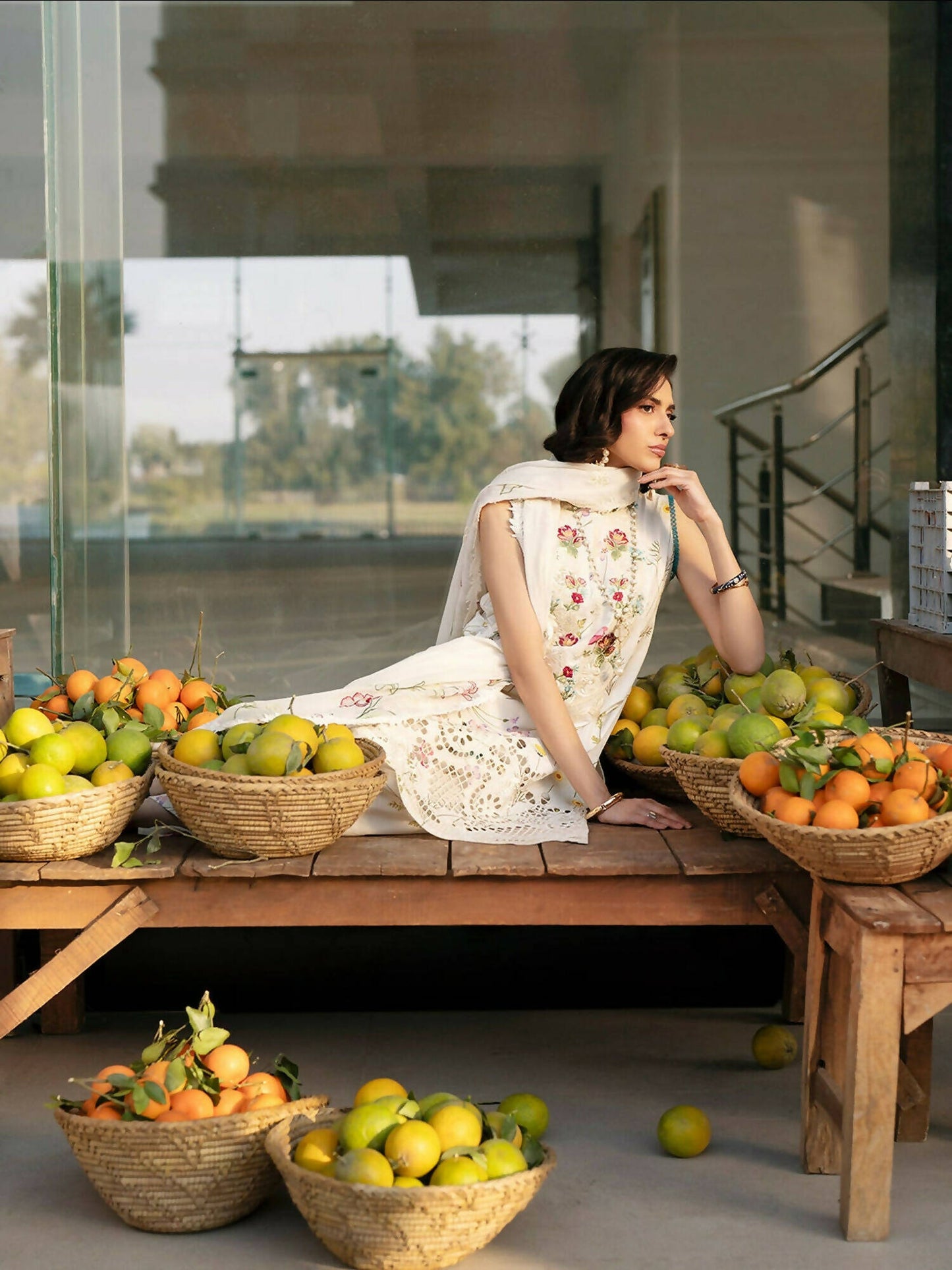 Mahnur Broadway Luxury Lawn'26 Embroidered Unstitched 3-Piece Suit-BW-002