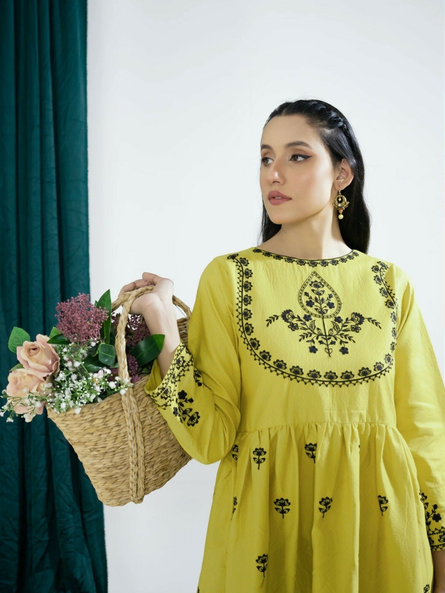 MAK Fashion Lawn Embroidered Stitched 2-Piece Suit-Nargis